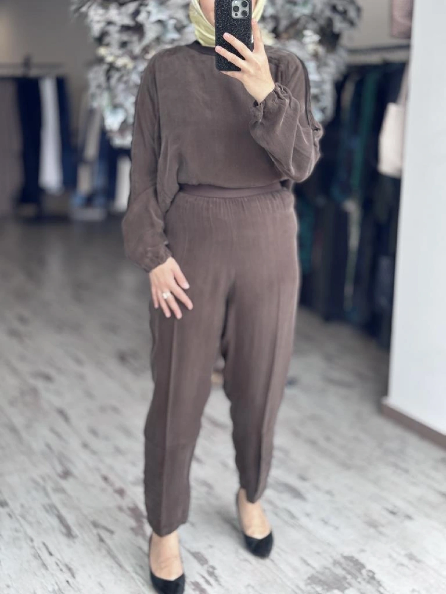 Misswhence Paçası Drape Detaylı Beli Lastikli Cupra İpek Pantolon 37108