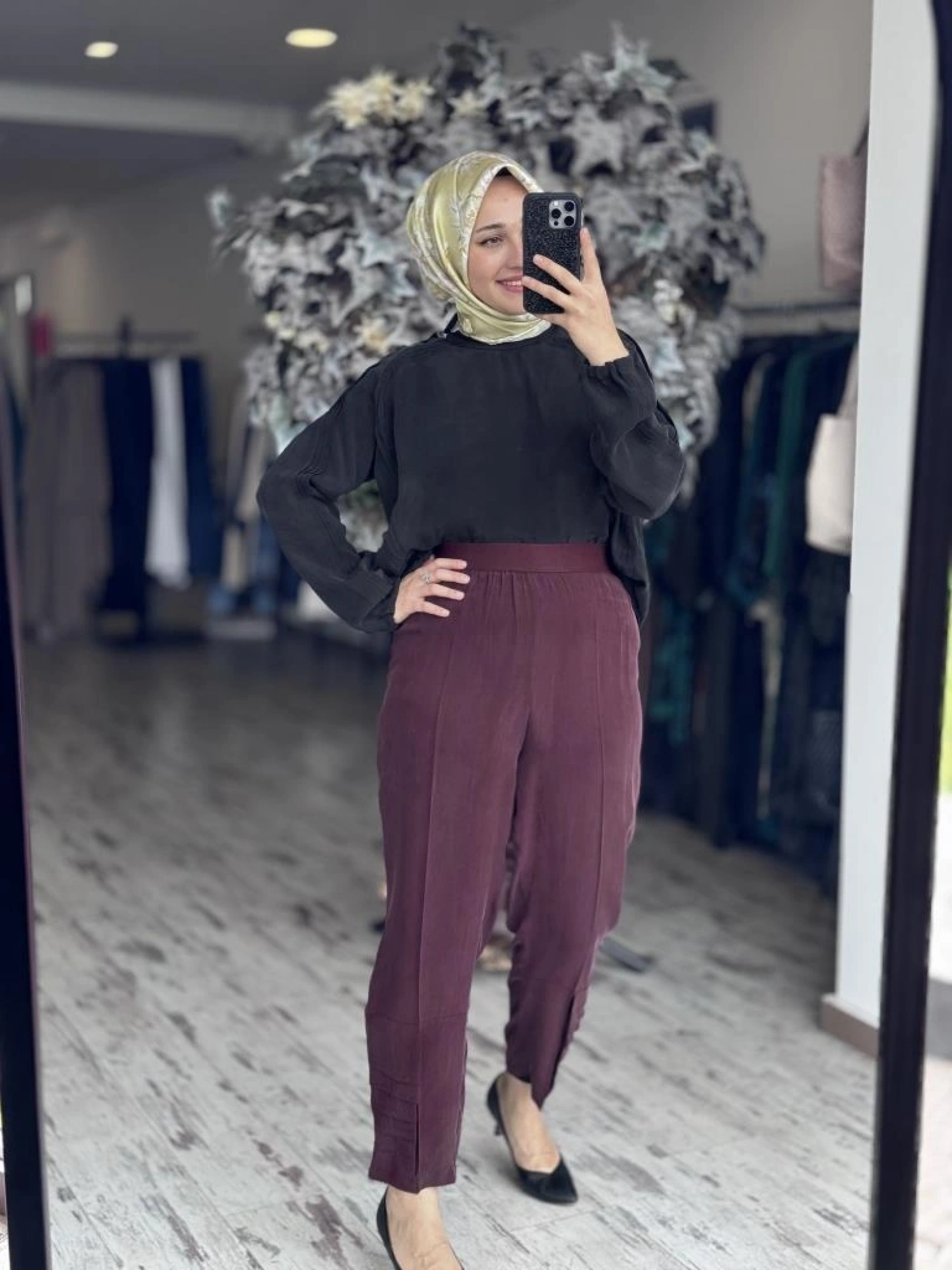 Misswhence Paçası Drape Detaylı Beli Lastikli Cupra İpek Pantolon 37108