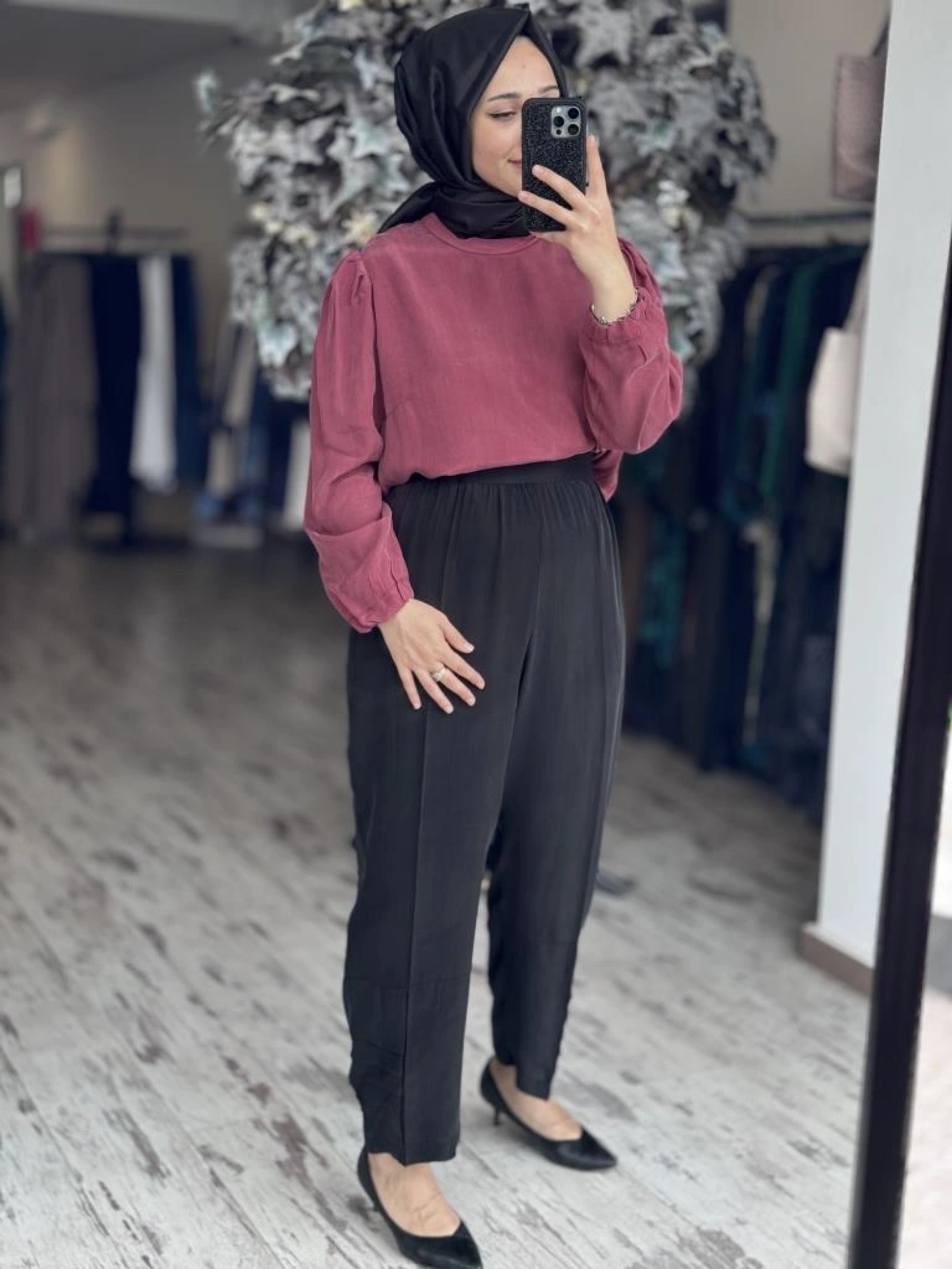 Misswhence Paçası Drape Detaylı Beli Lastikli Cupra İpek Pantolon 37108