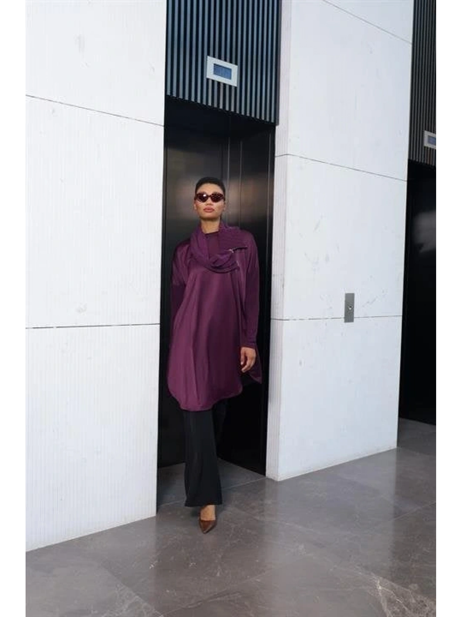 Misswhence Sırtı Fermuarlı Şal Yaka Viscon Tunik 34030