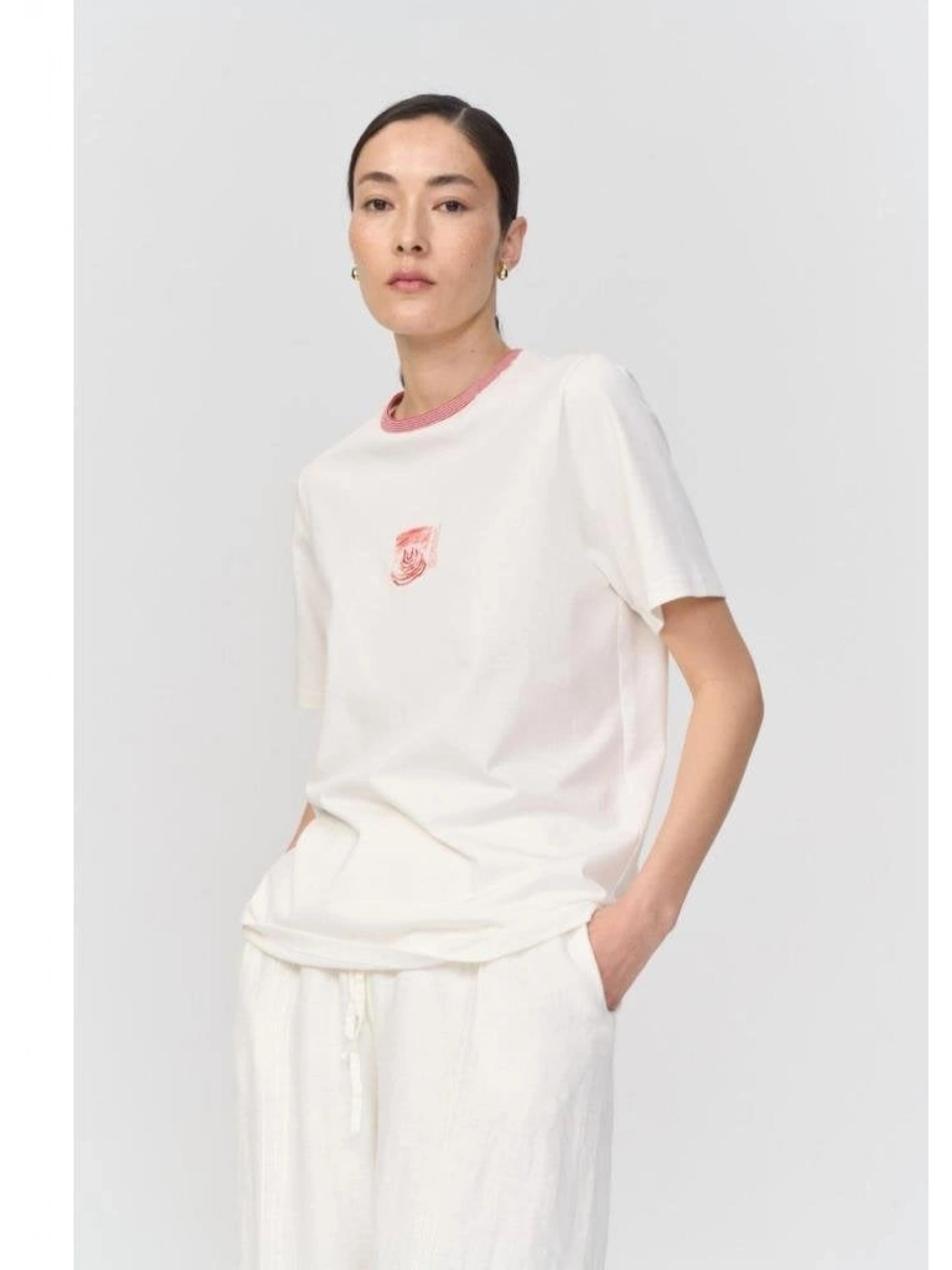 QooQ Store Ari Tshırt 25SS211