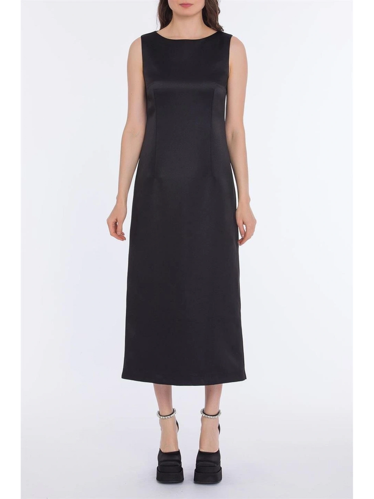 QUI Kolsuz Siyah Saten Elbise (11302