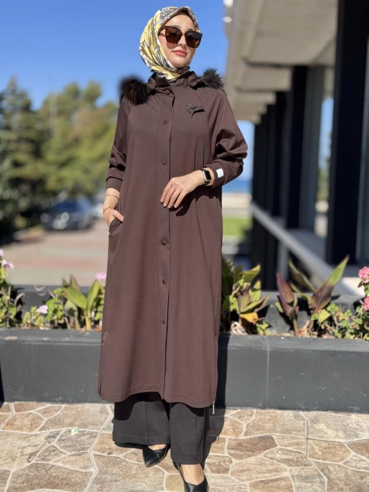 Qupra Seyyar Kürk Kapüşonlu Çıtçıt Kapamalı Uzun Kap WAC91014