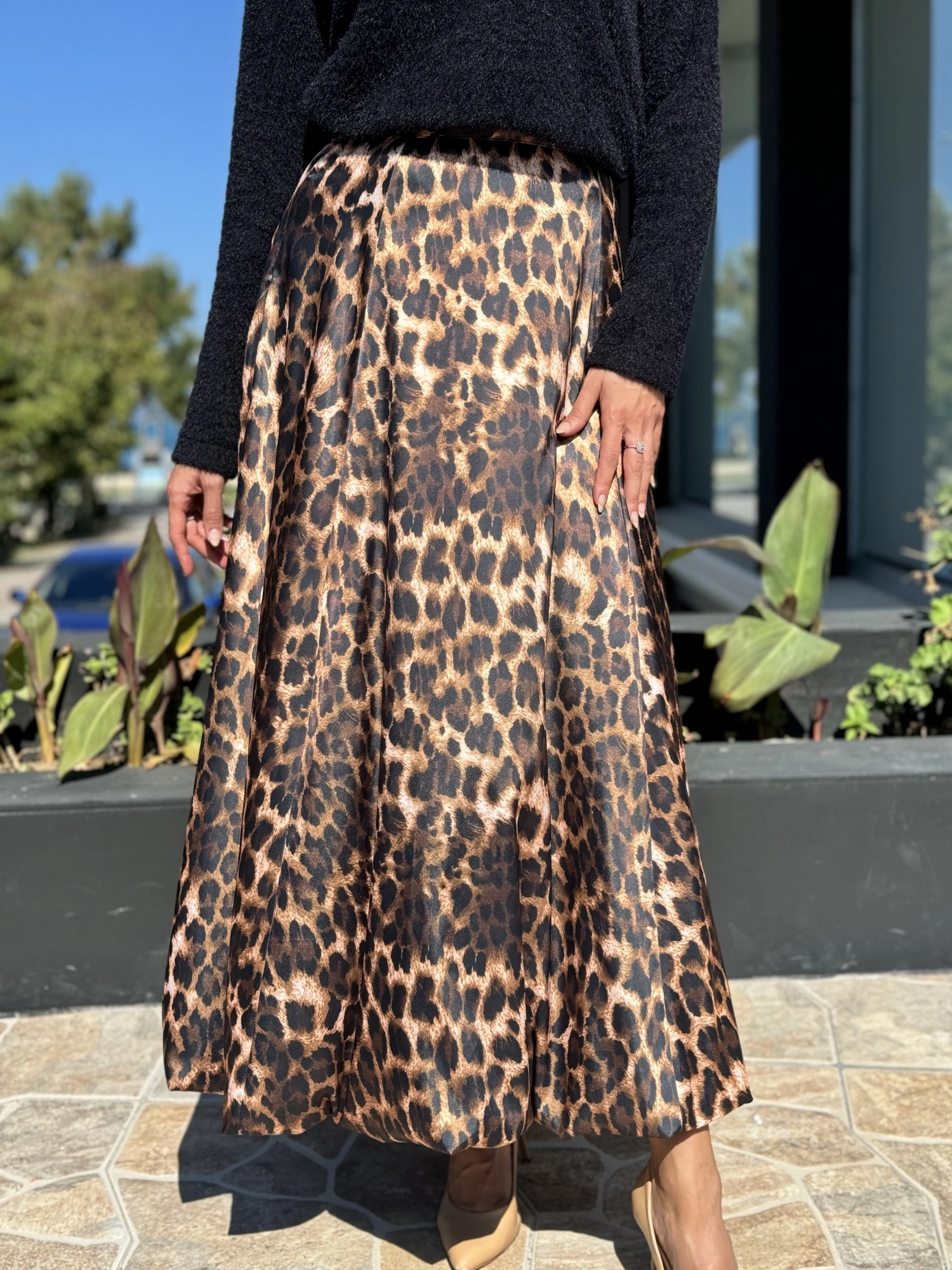 Qupra Taş Detaylı Bluz Balon Etek Takım QAZ72095