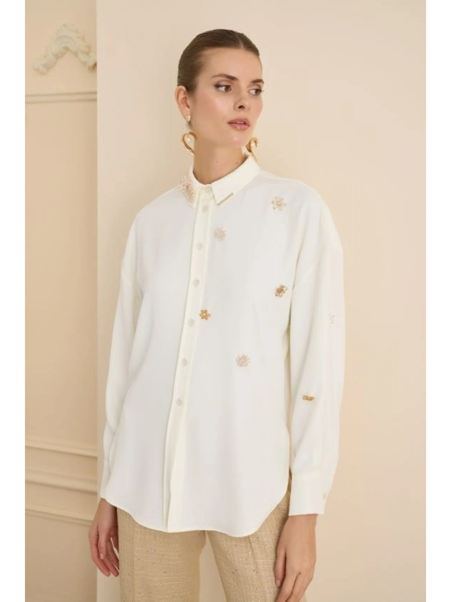 SENNA Gabrielle Boncuk Çiçek Detaylı Gömlek SD21014