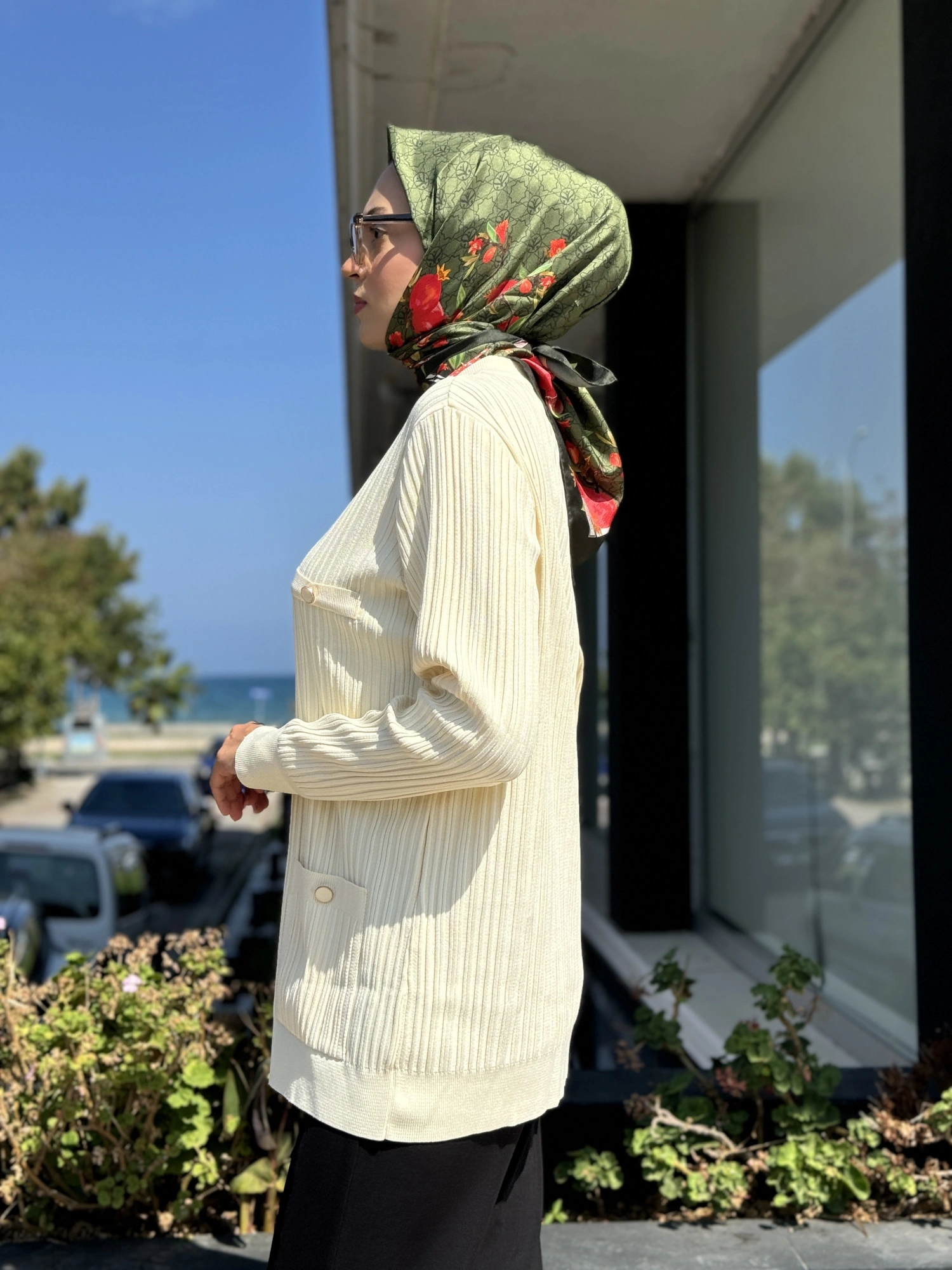 Tığ Triko Cep Detaylı Triko Hırka HRK21546