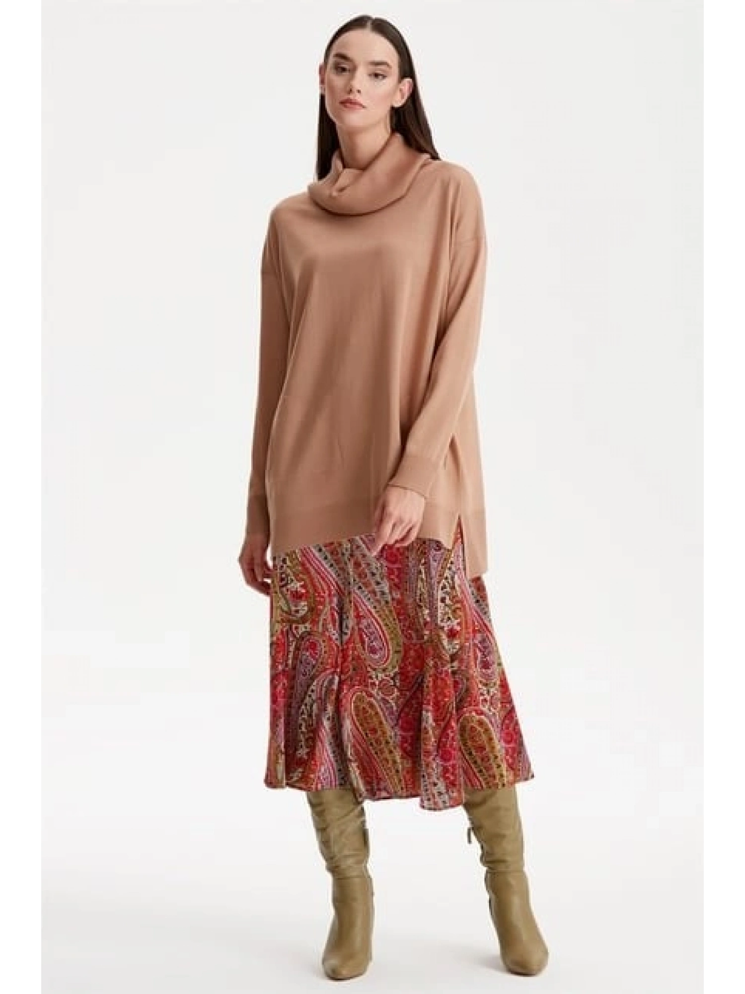 Tığ Triko Degaje Yaka Triko Tunik TNK21262