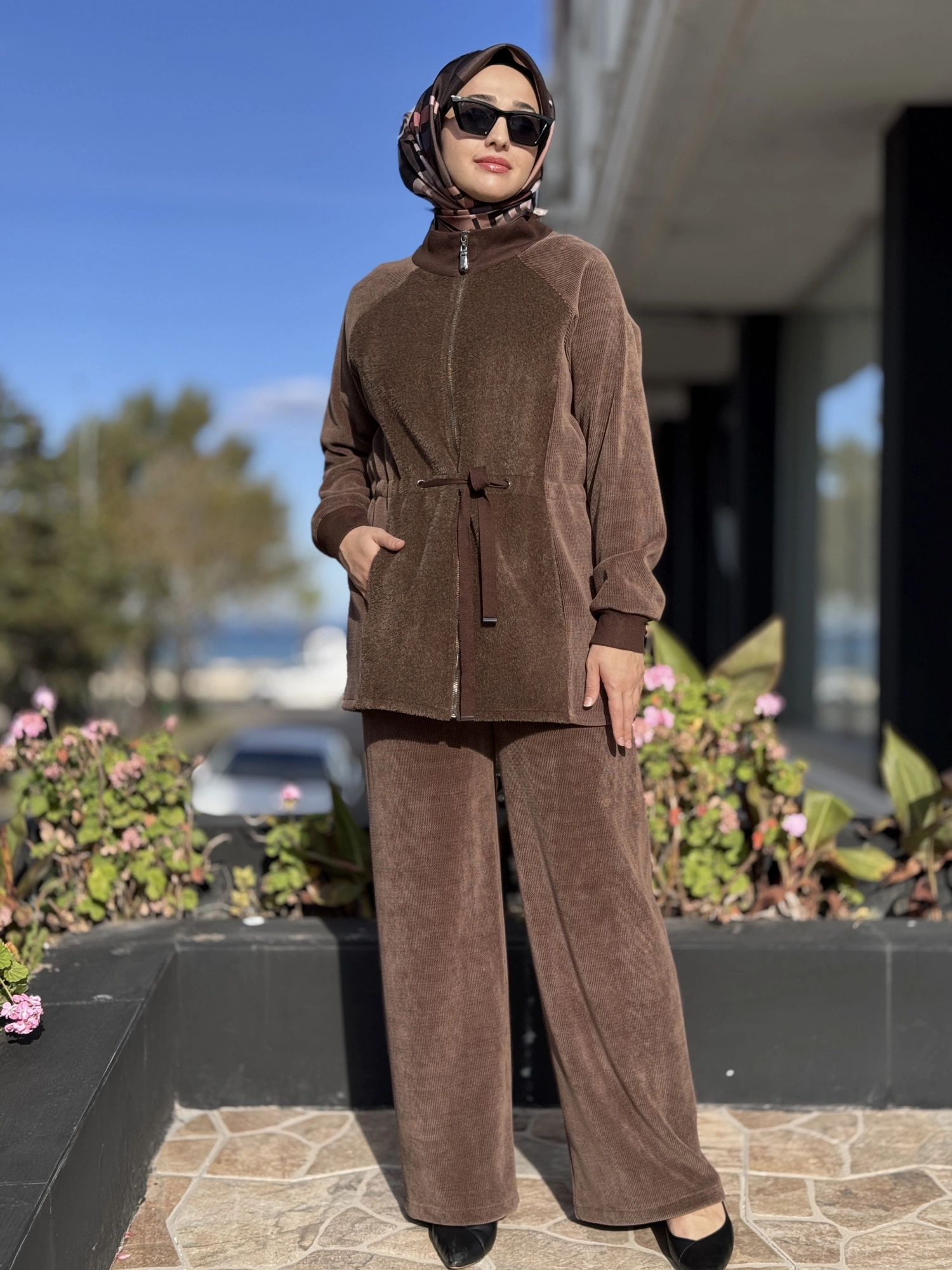 Tığ Triko Peluş Detaylı Kadife Dokulu Pantolunlu Takım TKM5032