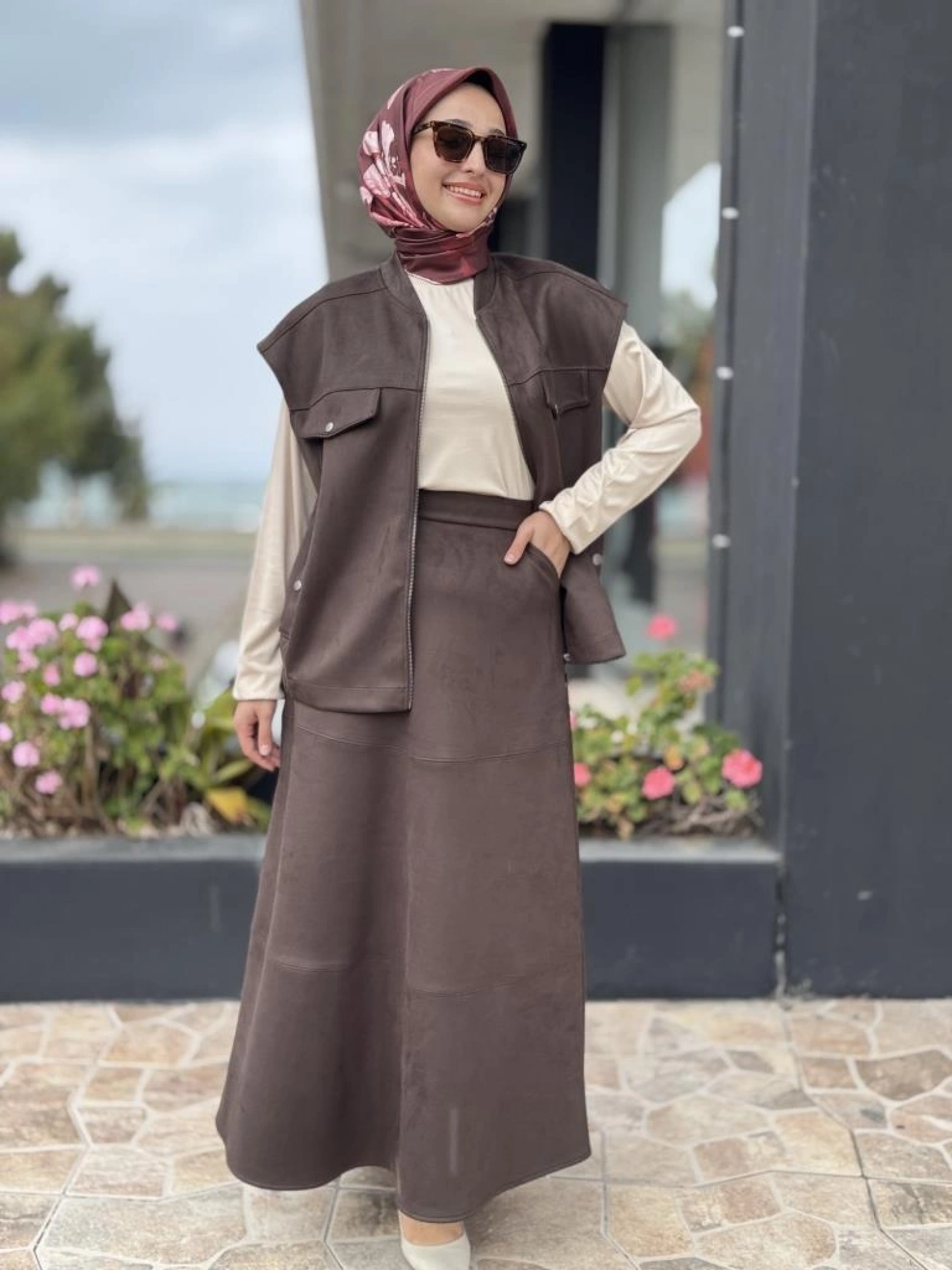 Tığ Triko Süet Yelek Kloş Etek Takım TKM5013