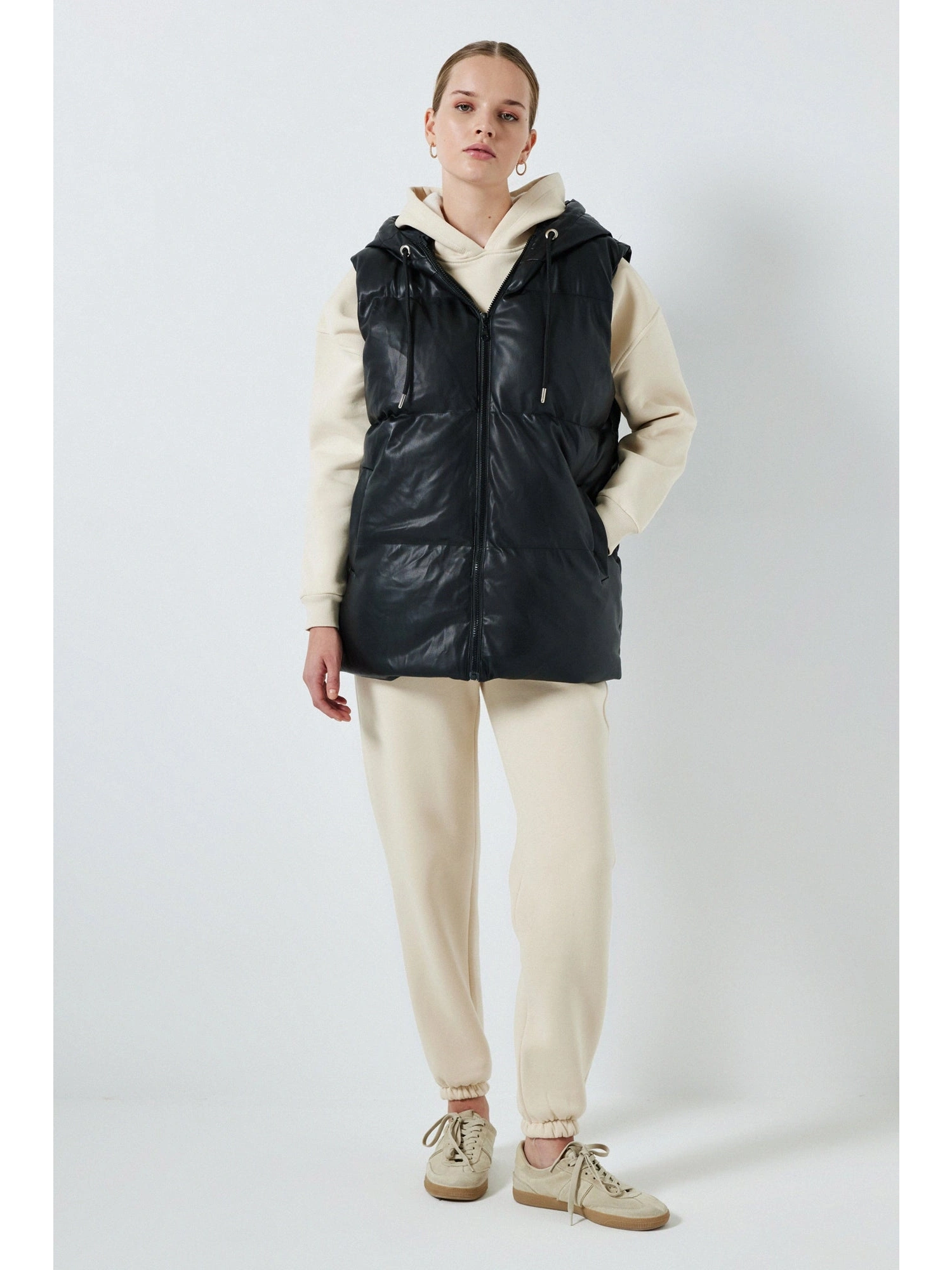 Touche Kapüşonlu Şişme Deri Yelek 24F1R0009