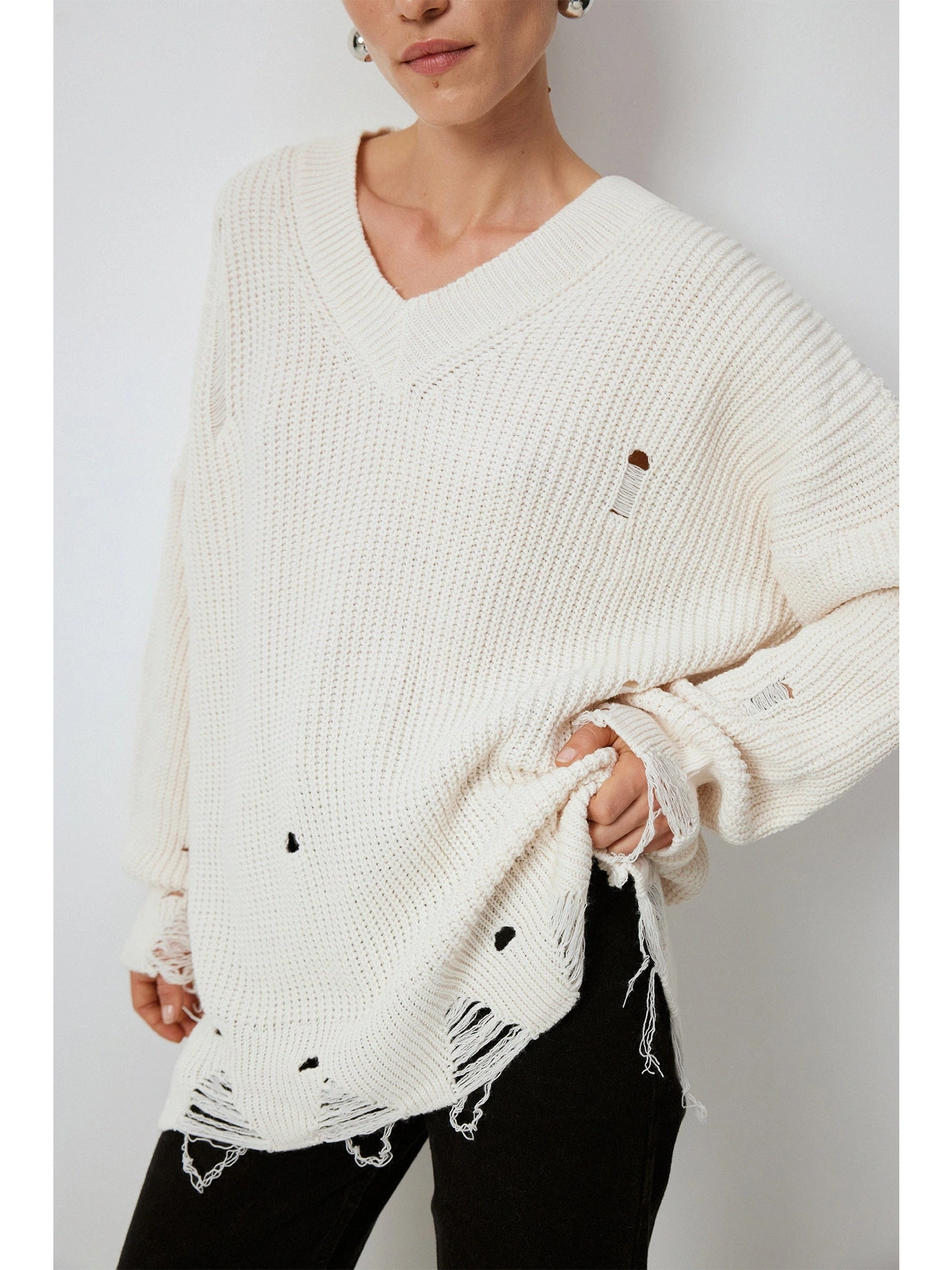 Touche V Yaka Yırtık Detaylı Kazak 24F1TD006