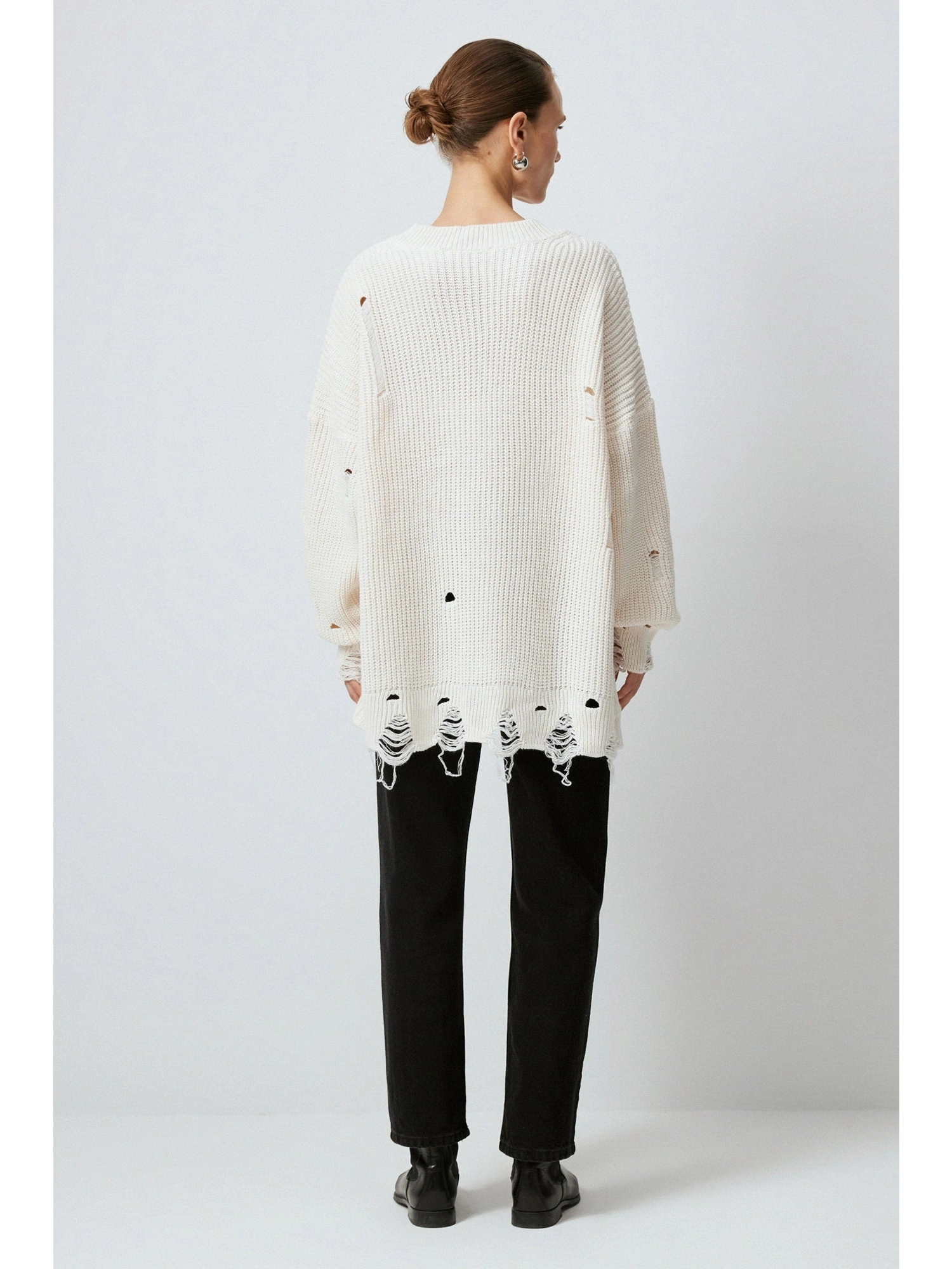 Touche V Yaka Yırtık Detaylı Kazak 24F1TD006