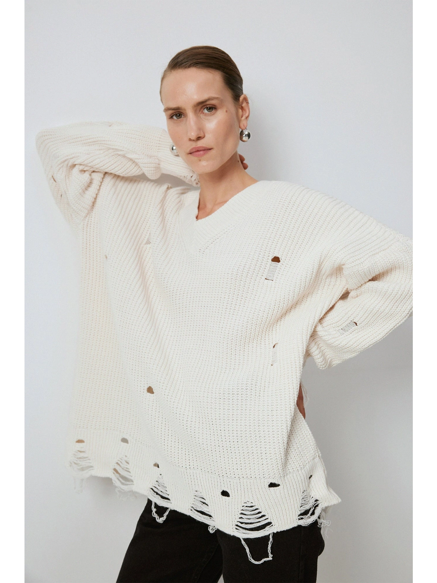 Touche V Yaka Yırtık Detaylı Kazak 24F1TD006