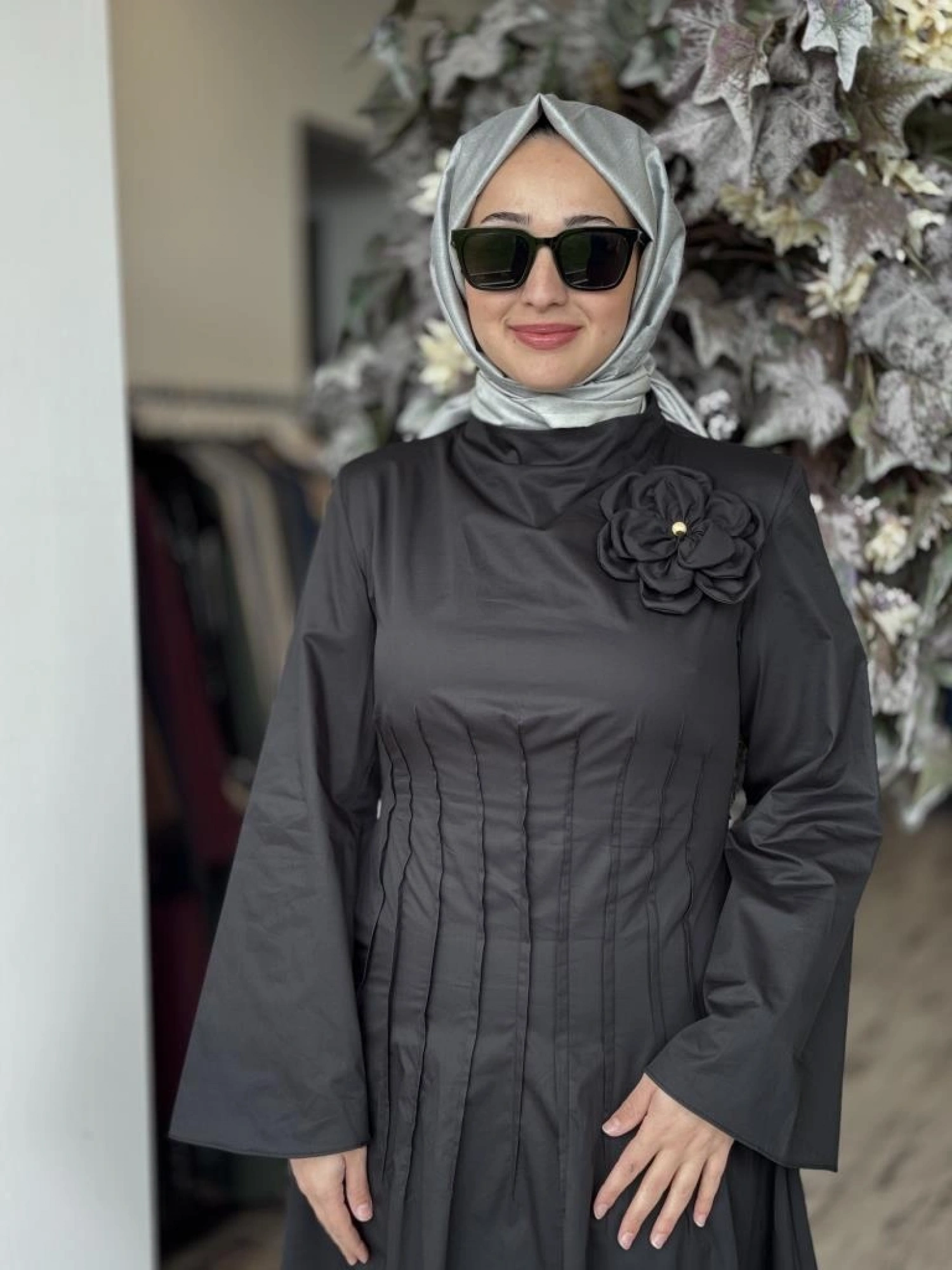 Vuu Önü Arka Pensli Elbise 25SSV4014