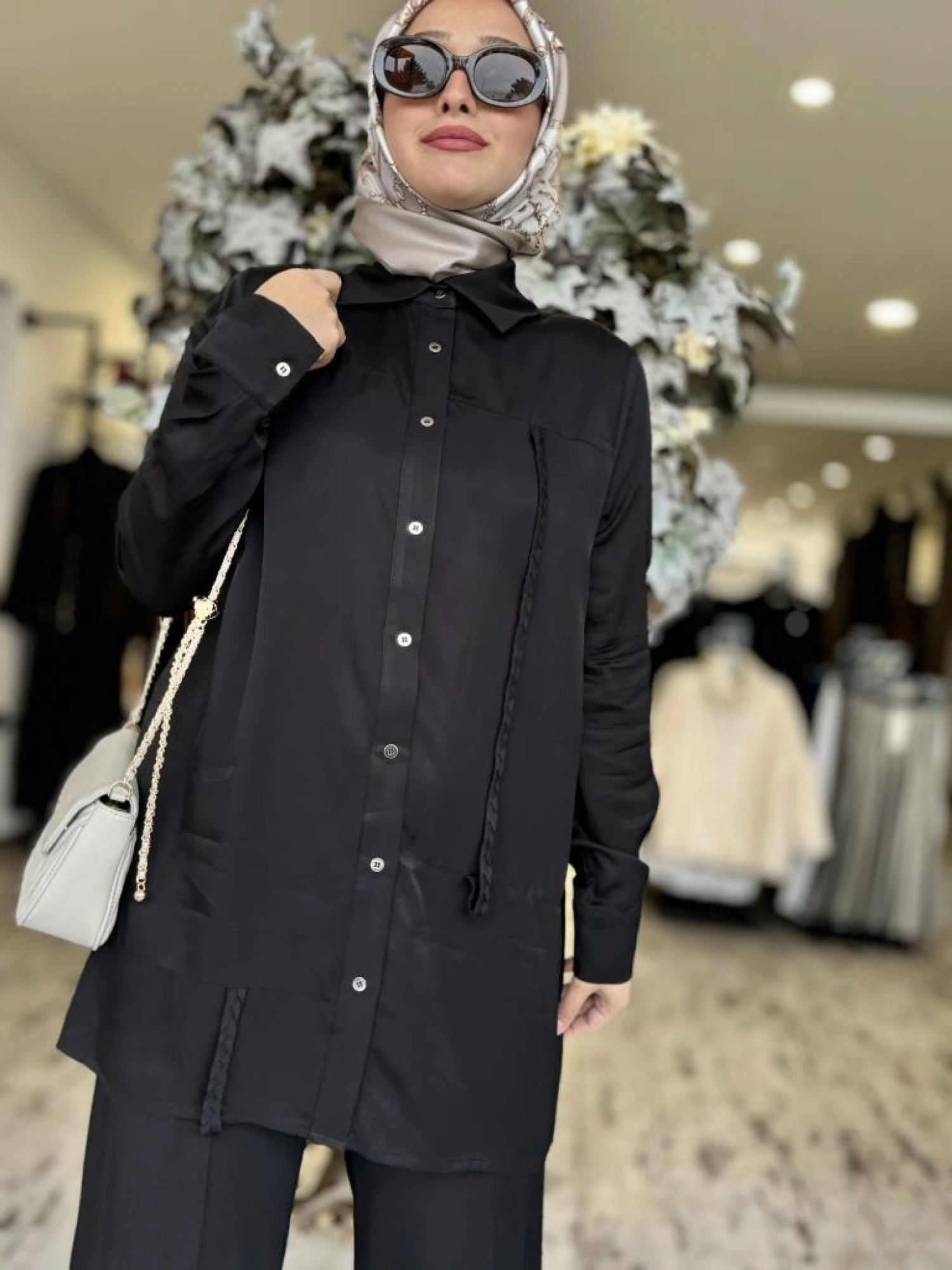 Vuu Pamuk Saten Siyah Gömlek-Pantolon Takım 24FW9V043