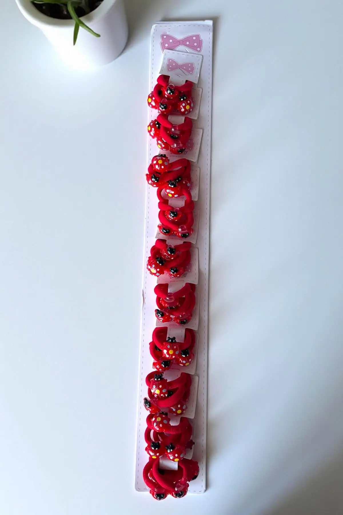 10lu Kırmızı Renk Uğur Böceği Figürlü Lastik Toka Set