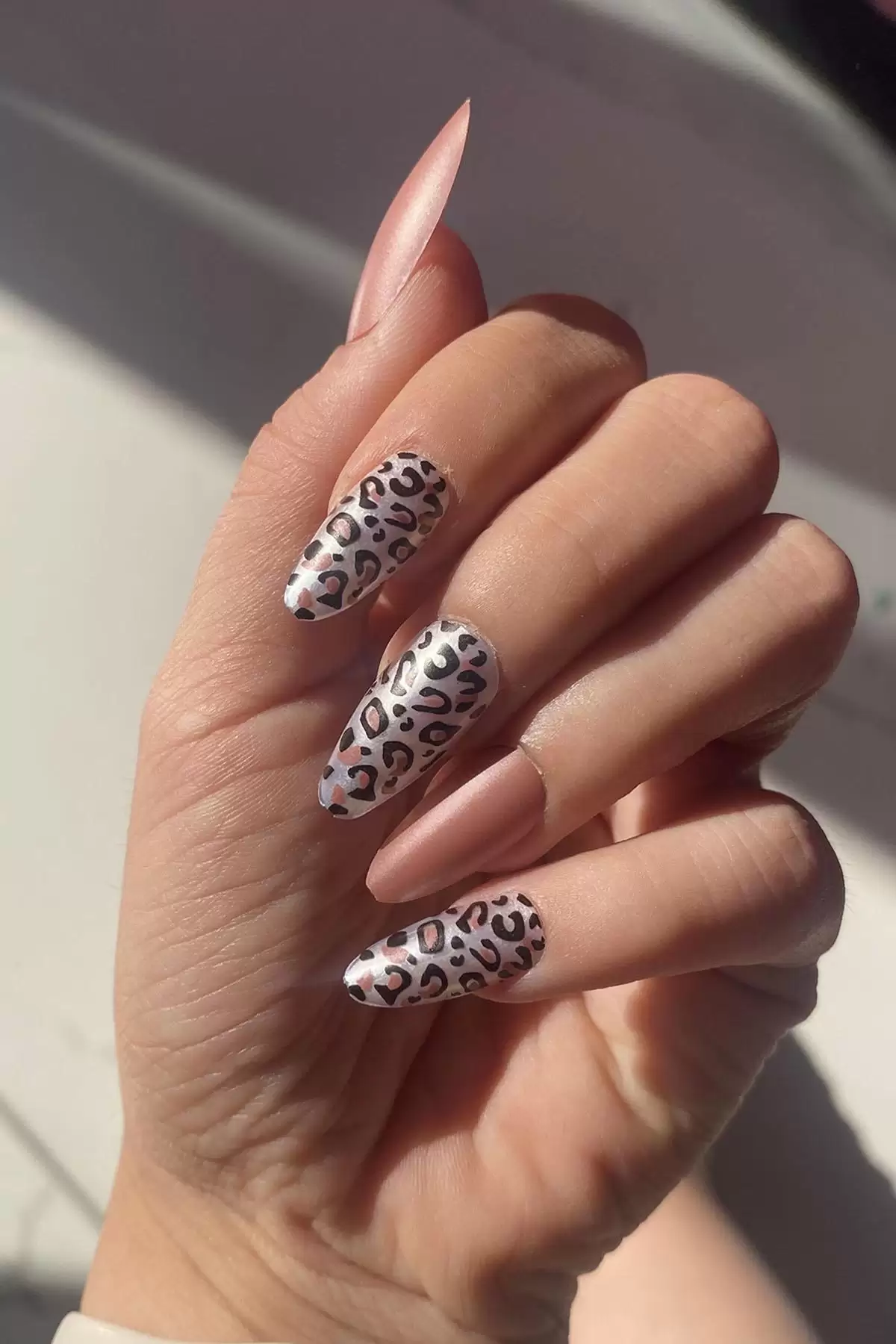 12li Kahve Renk Leopar Nail Art Figürlü Takma Tırnak Seti (Yapıştırıcılı)