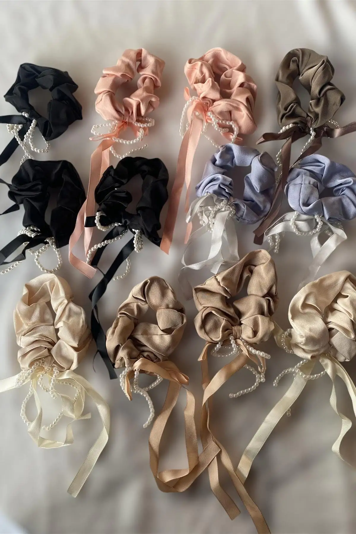 12li Karışık Renk İnci Detaylı Simit Toka Set