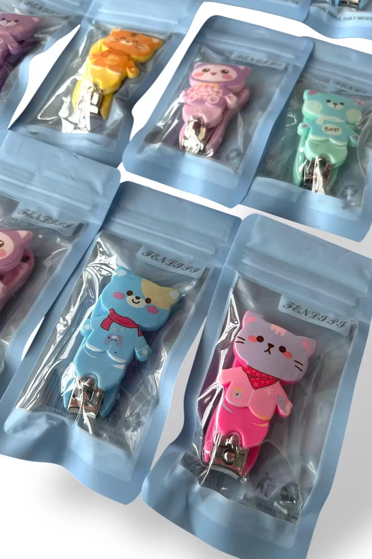 12li Karışık Renk Karışık Figürlü Tırnak Makası/Anahtarlık Set