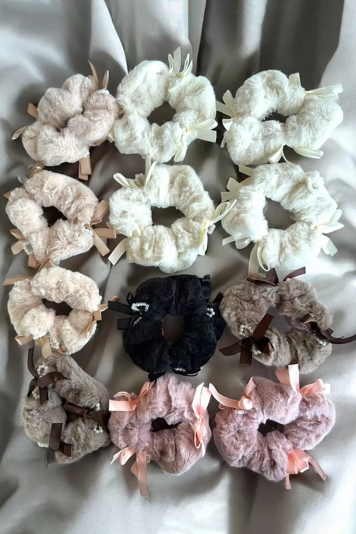 12li Karışık Renk Kurdele Detaylı Peluş Simit Toka Set