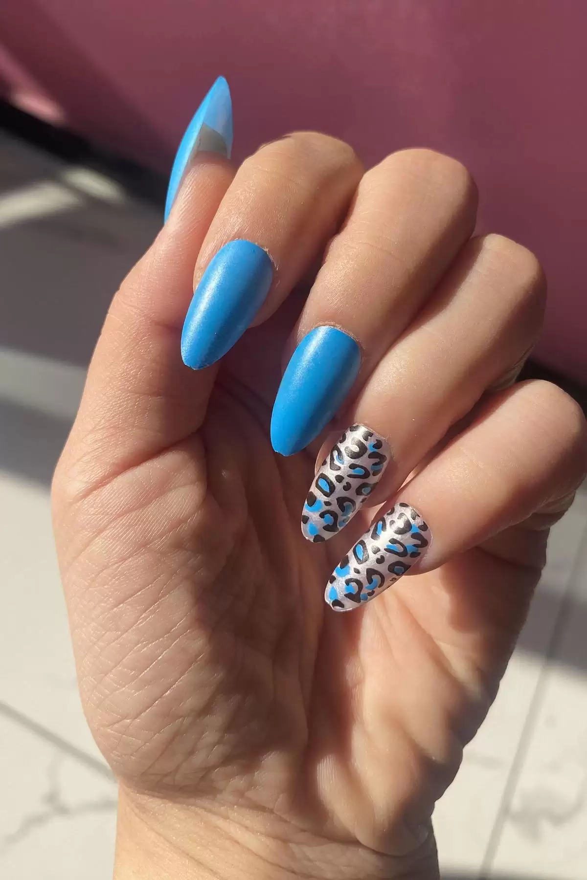 12li Mavi Renk Leopar Nail Art Figürlü Takma Tırnak Seti (Yapıştırıcılı)