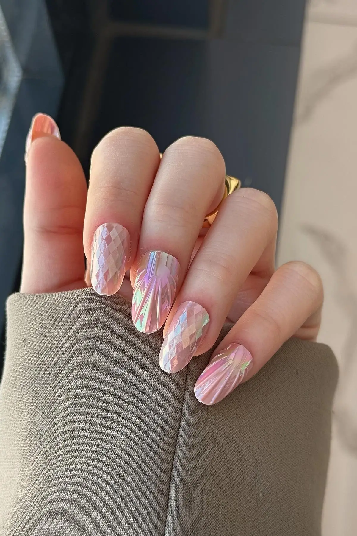 12li Pembe Renk Karışık Figürlü Jel Görünümlü Takma Tırnak Set (Yapıştırıcılı)