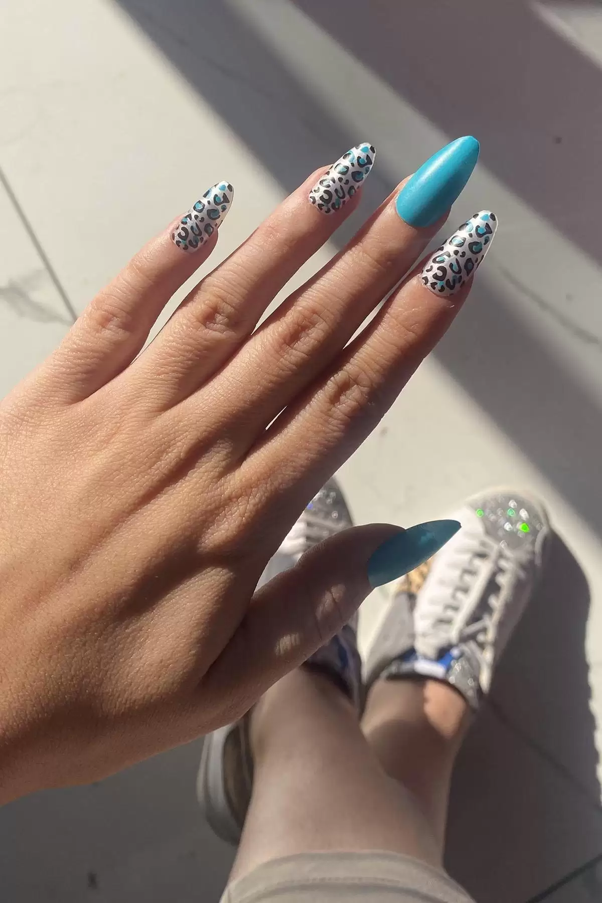 12li Turkuaz Renk Leopar Nail Art Figürlü Takma Tırnak Seti (Yapıştırıcılı)