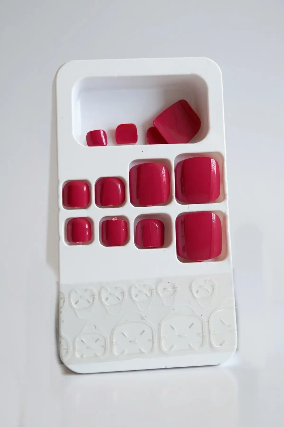 12li Vişne Çürüğü Renk Ayak Takma Tırnak (Yapıştırıcılı)