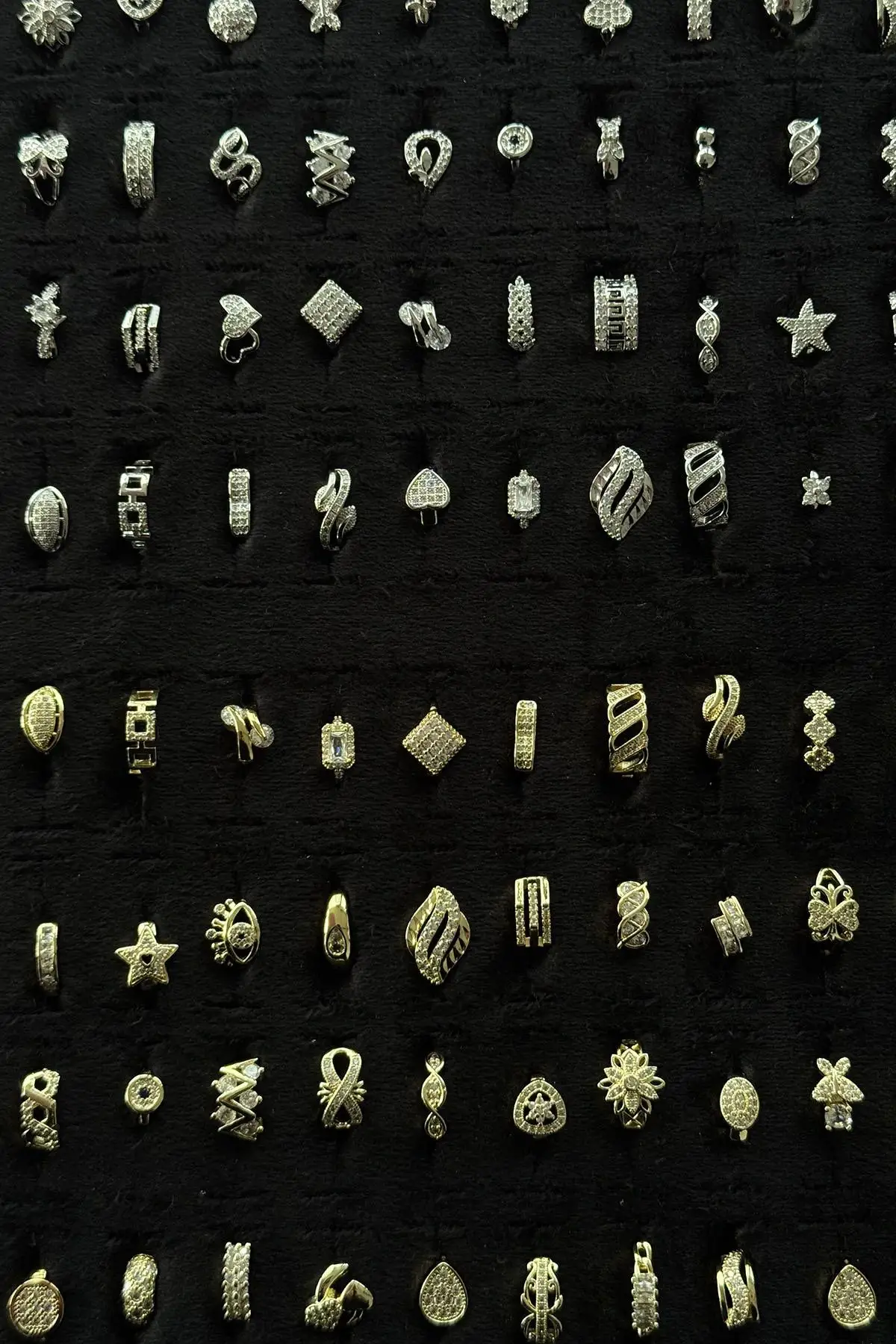 140lı Karışık Renk Standlı Tragus Küpe Set