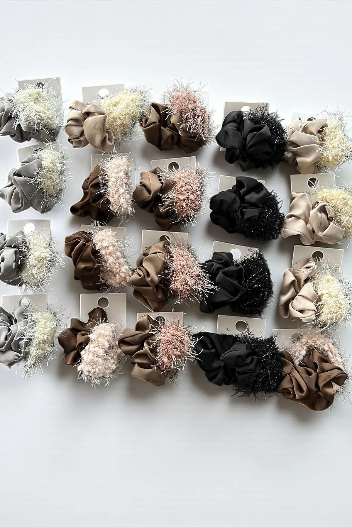 20li Karışık Renk Lastik Toka Set