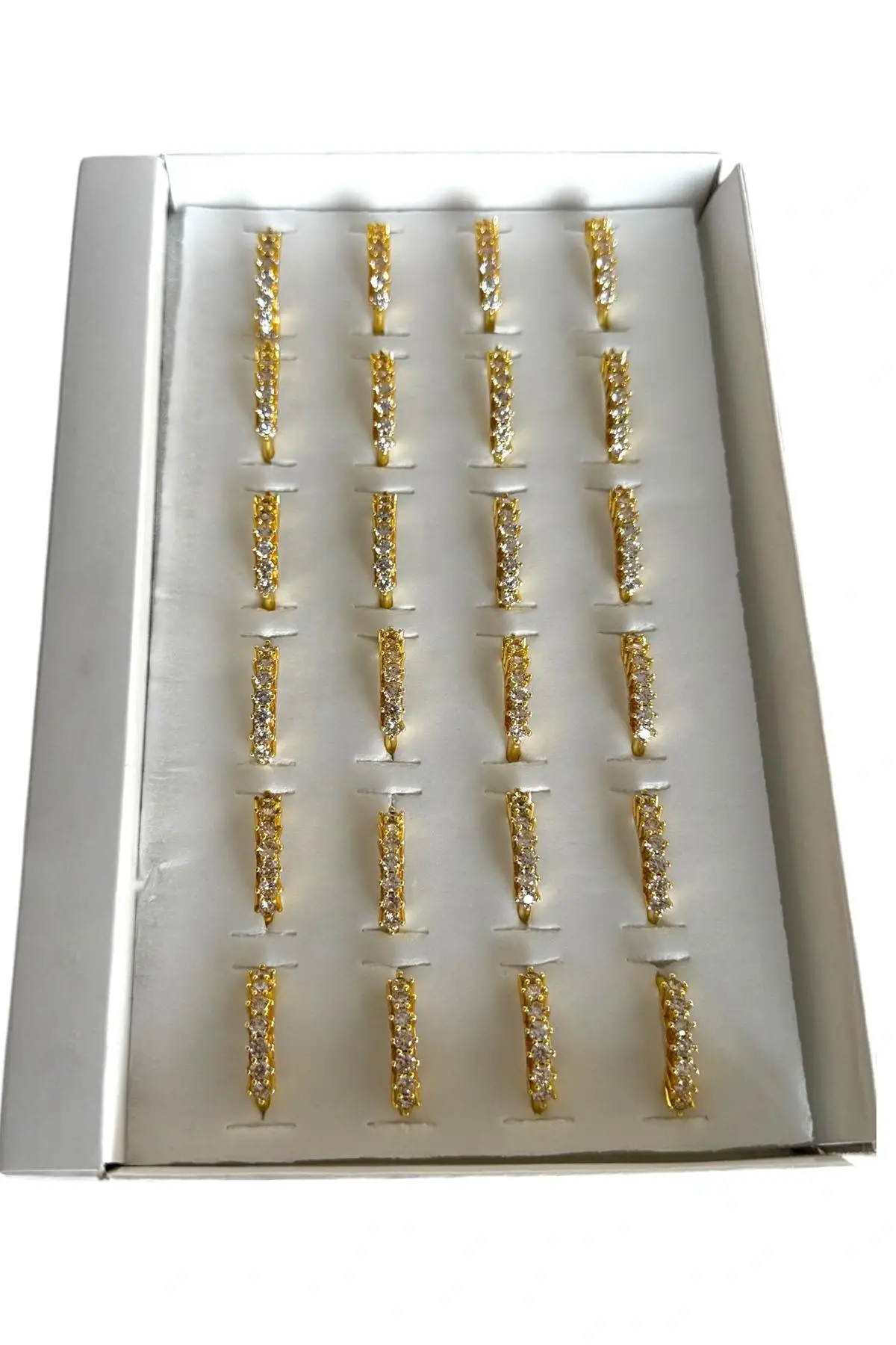 24lü Altın Renk Beştaş Detaylı Yüzük Set