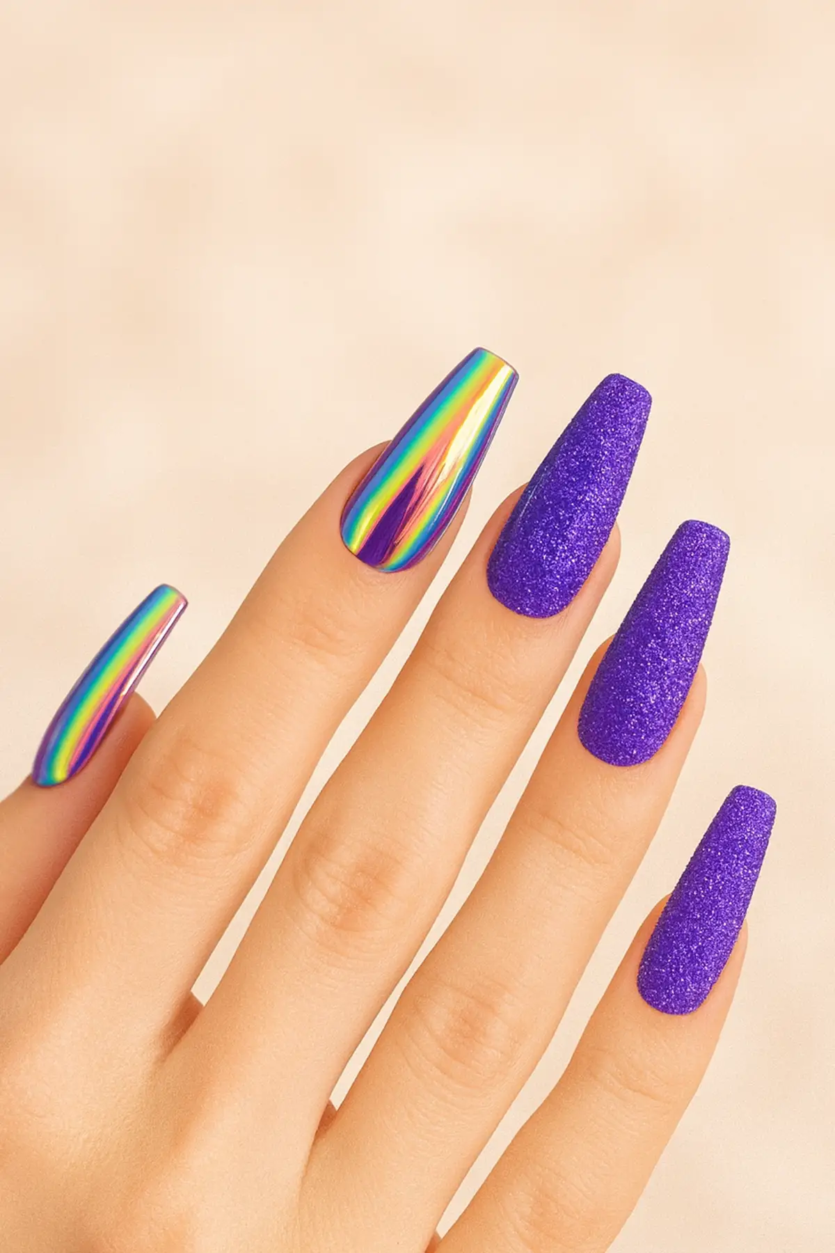 24lü Mor Renk Simli Ve Hologramlı Takma Tırnak (Yapıştırıcılı)