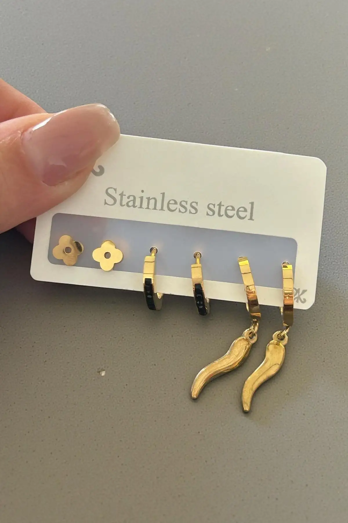 6lı Altın Renk Karışık Figürlü Çelik Küpe Set