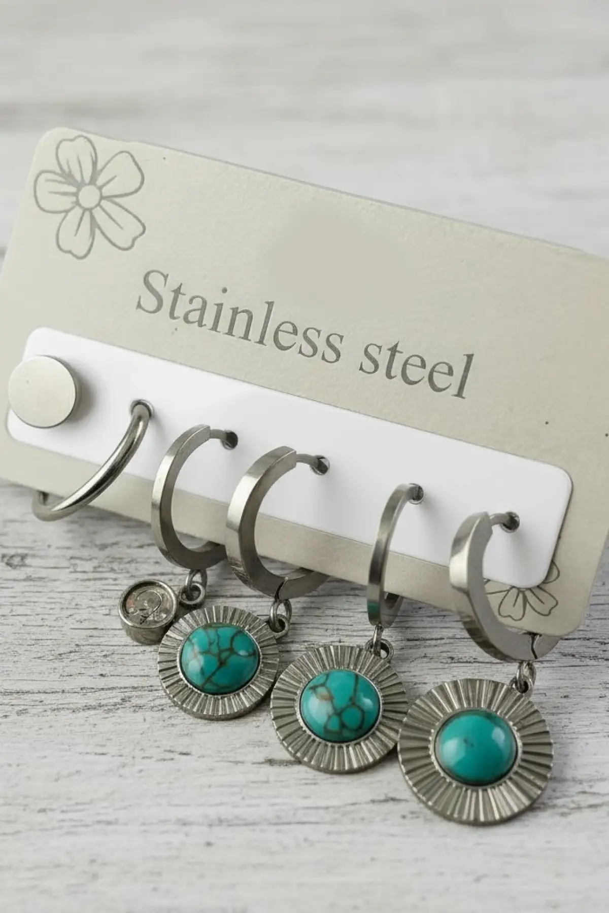 6lı Gümüş Renk Taş Detaylı Çelik Küpe Set