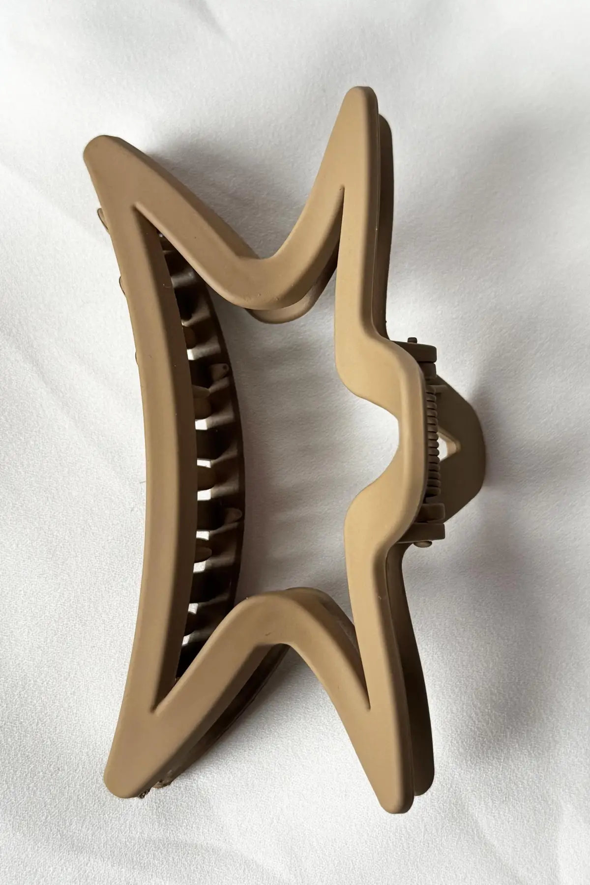 Açık Kahve Renk Yıldız Figürlü Mandal Toka