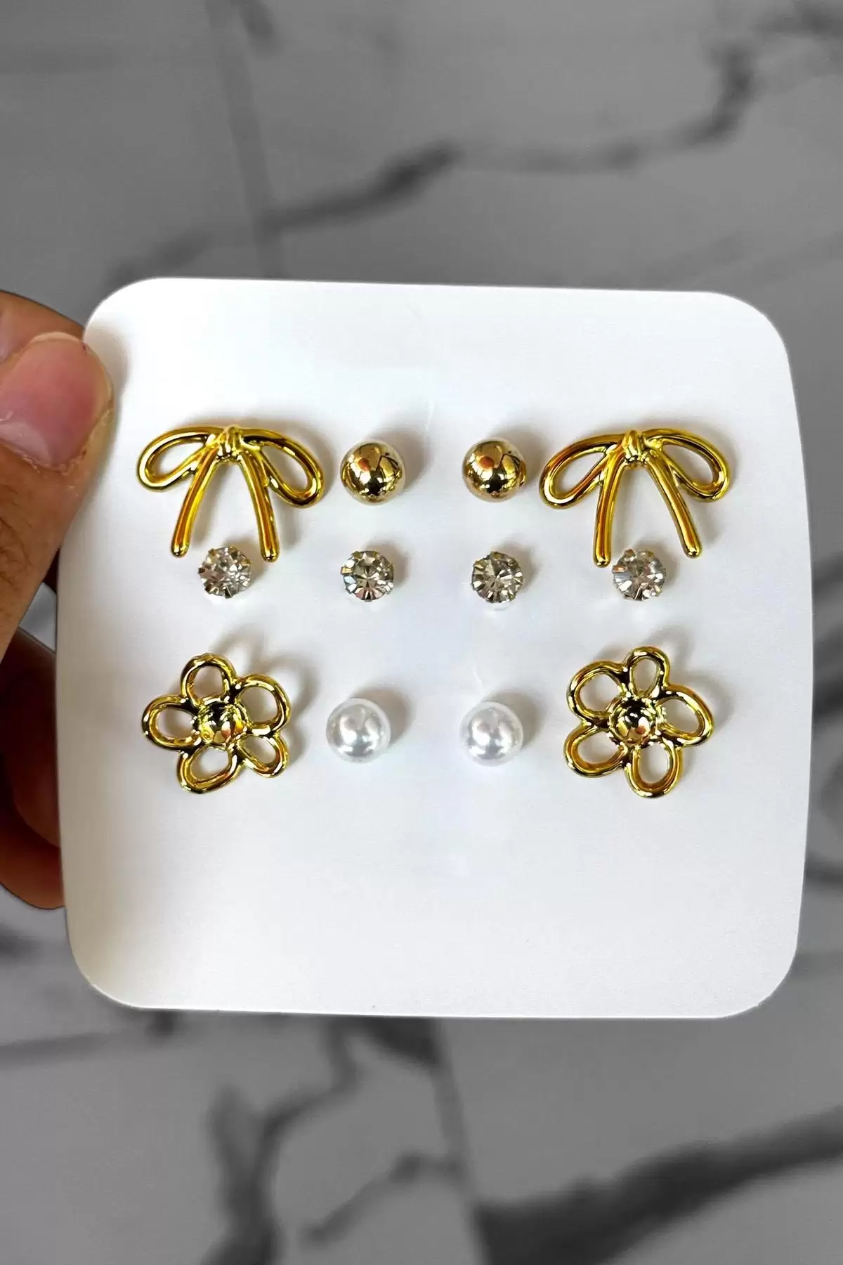 Altın Renk 12li Karışık Figürlü Küpe Set