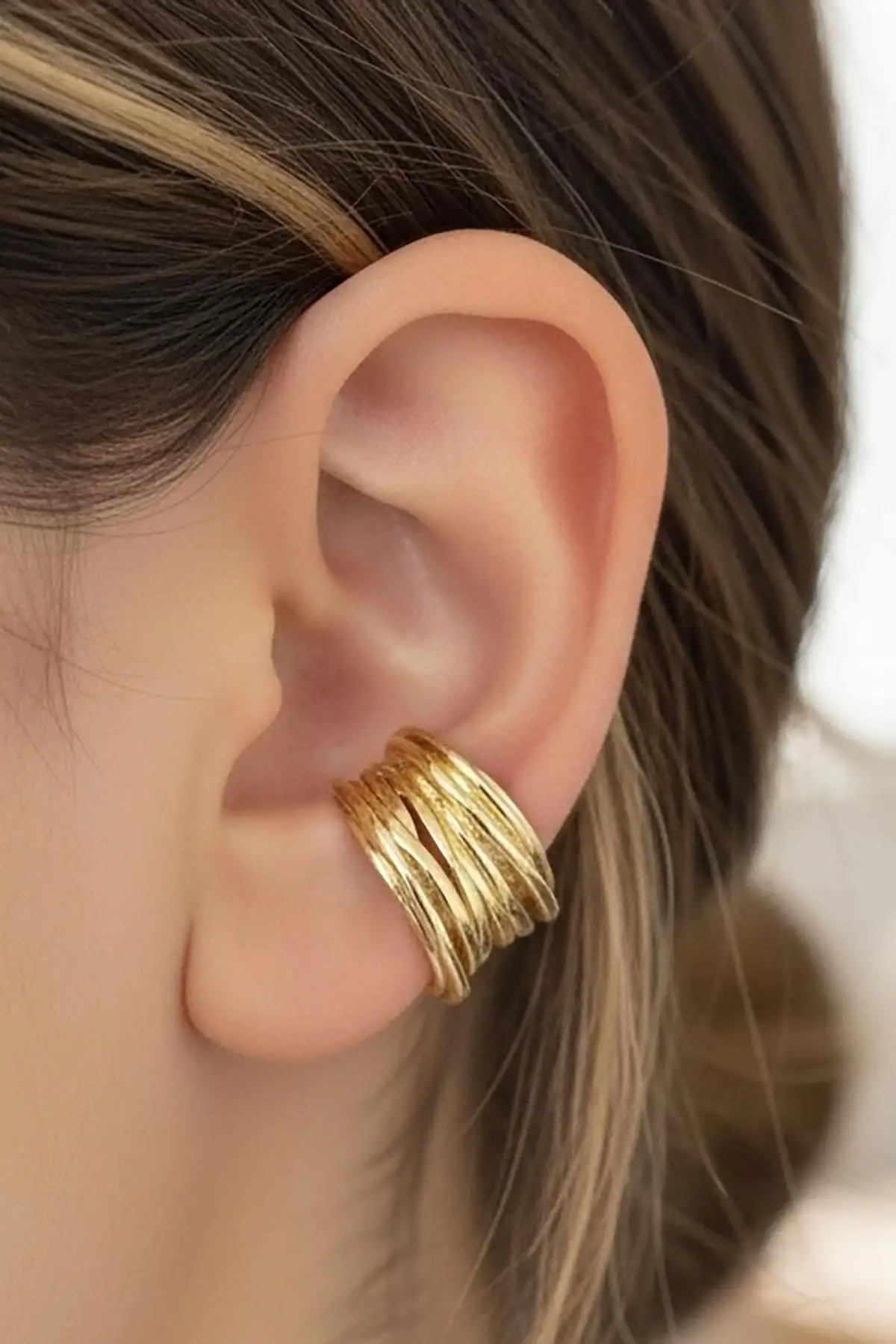 Altın Renk Ear Cuff (Tek)