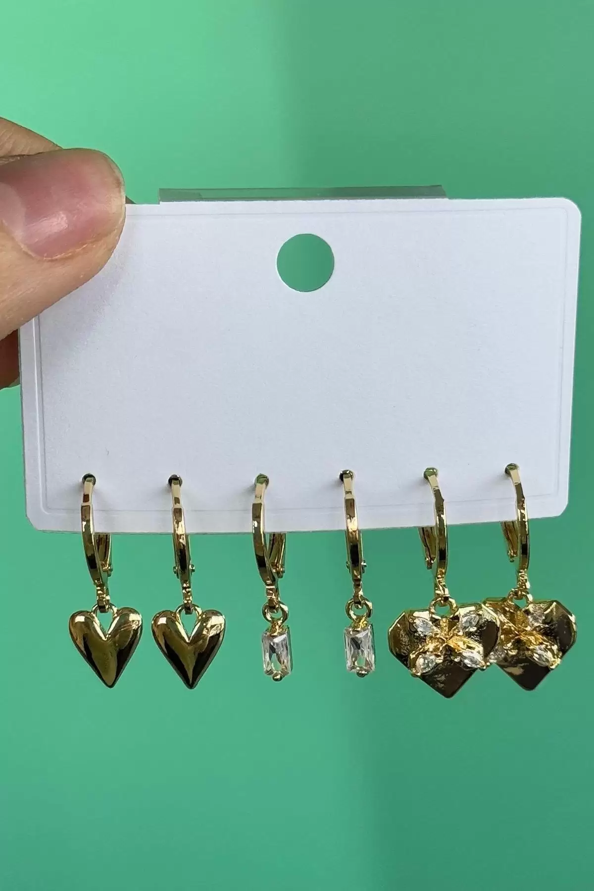 Altın Renk 6lı Kalp Detaylı Küpe Set