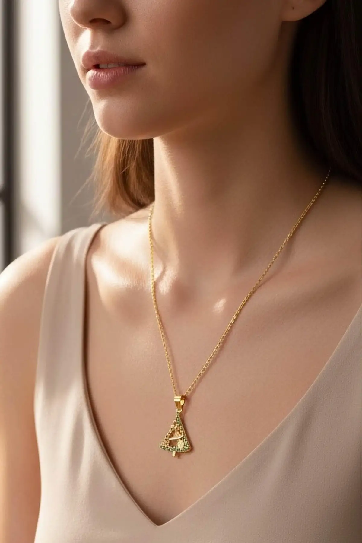 Altın Renk Ağaç Figürlü Çelik Yılbaşı Kolyesi