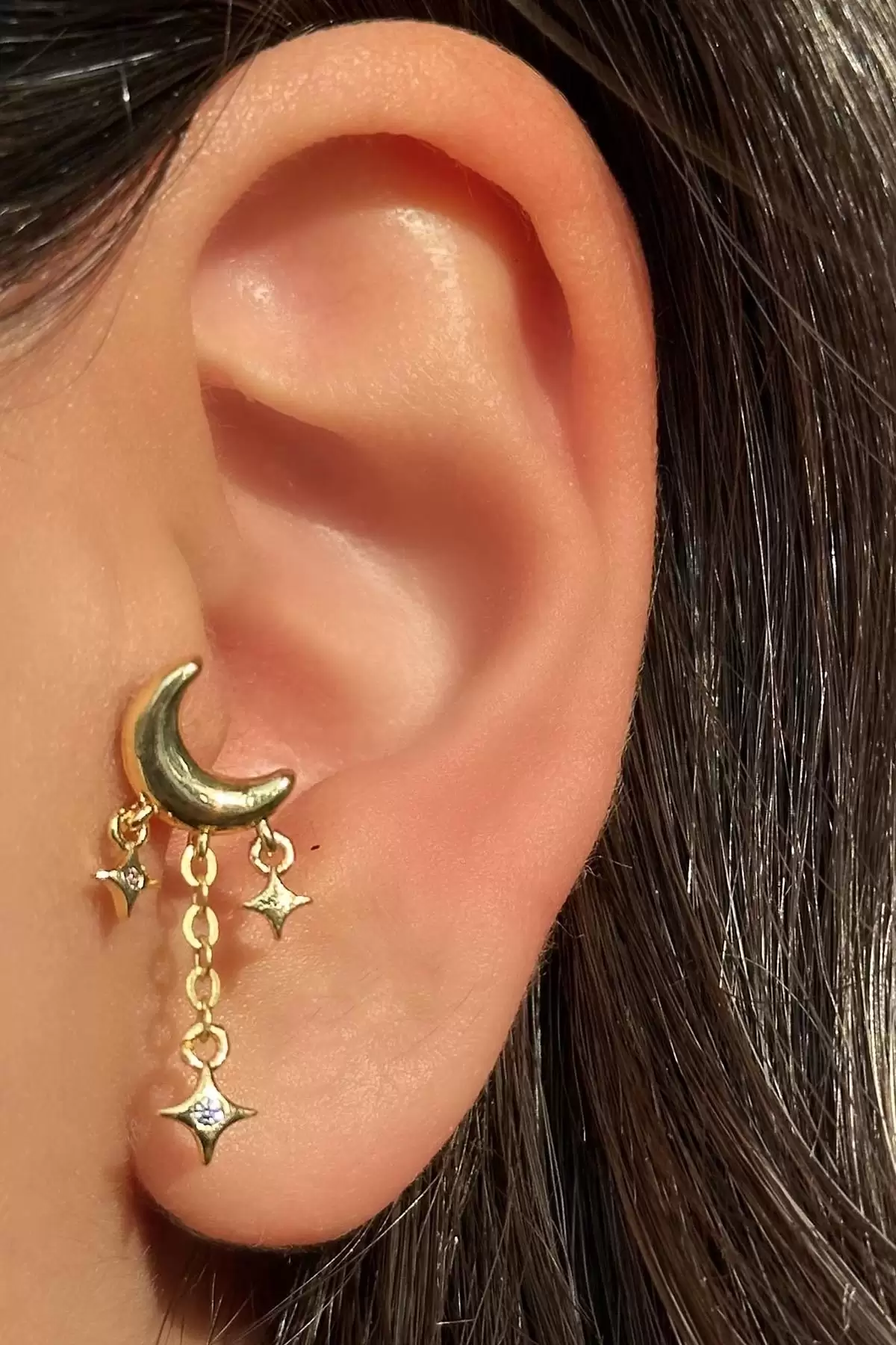 Altın Renk Ay Figürlü Çelik Tragus/Kıkırdak Küpe/Piercing (Tek)