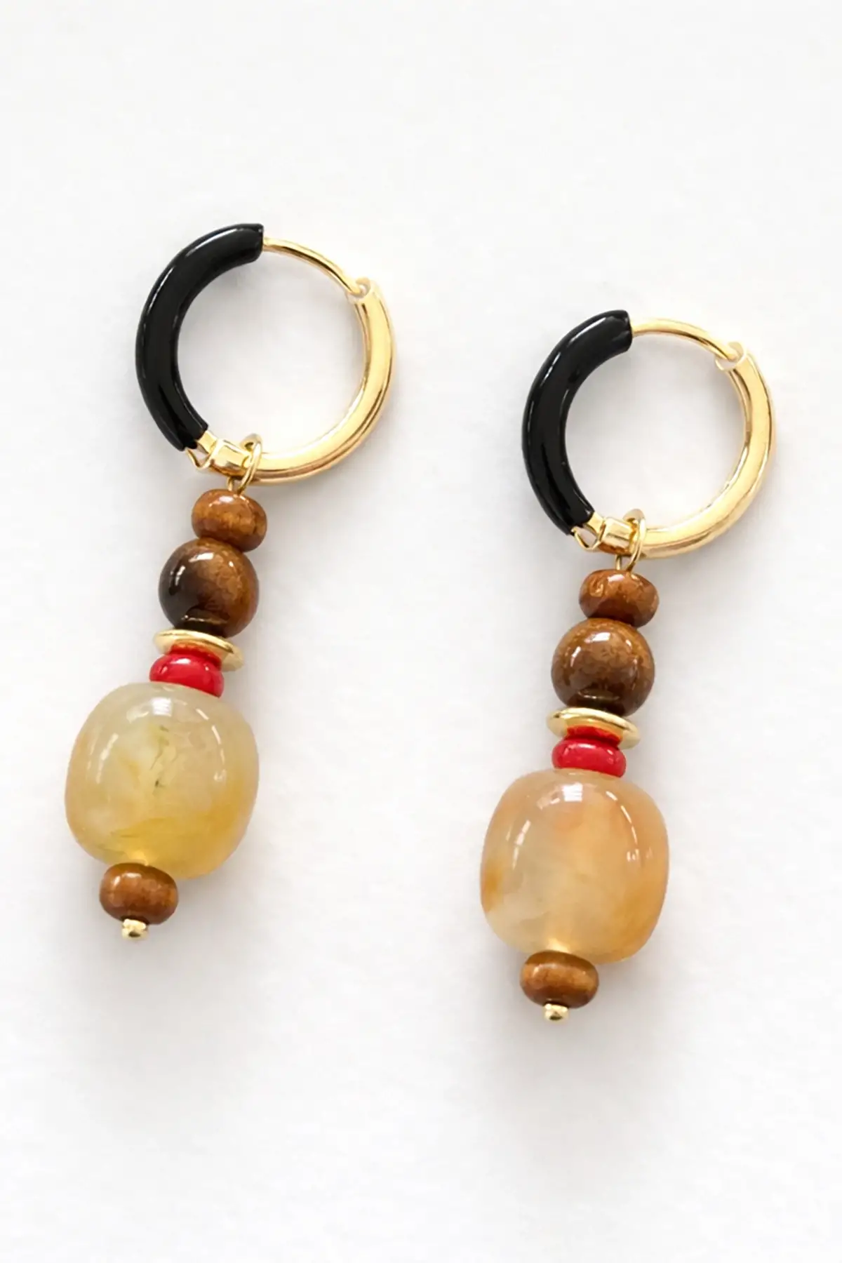 Altın Renk Boncuk Detaylı Küpe (Çift)