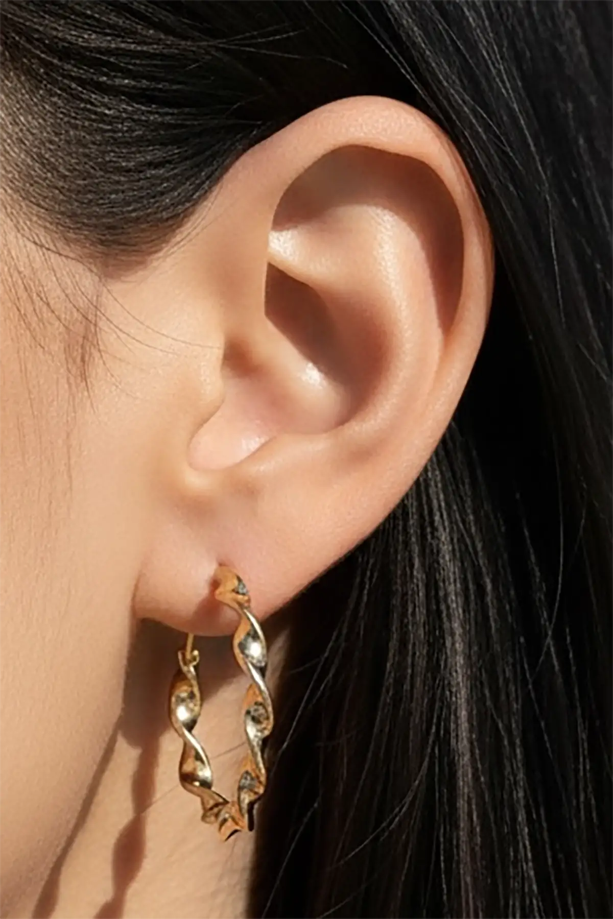 Altın Renk Burgu Detaylı 30Mm Halka Küpe (Çift)