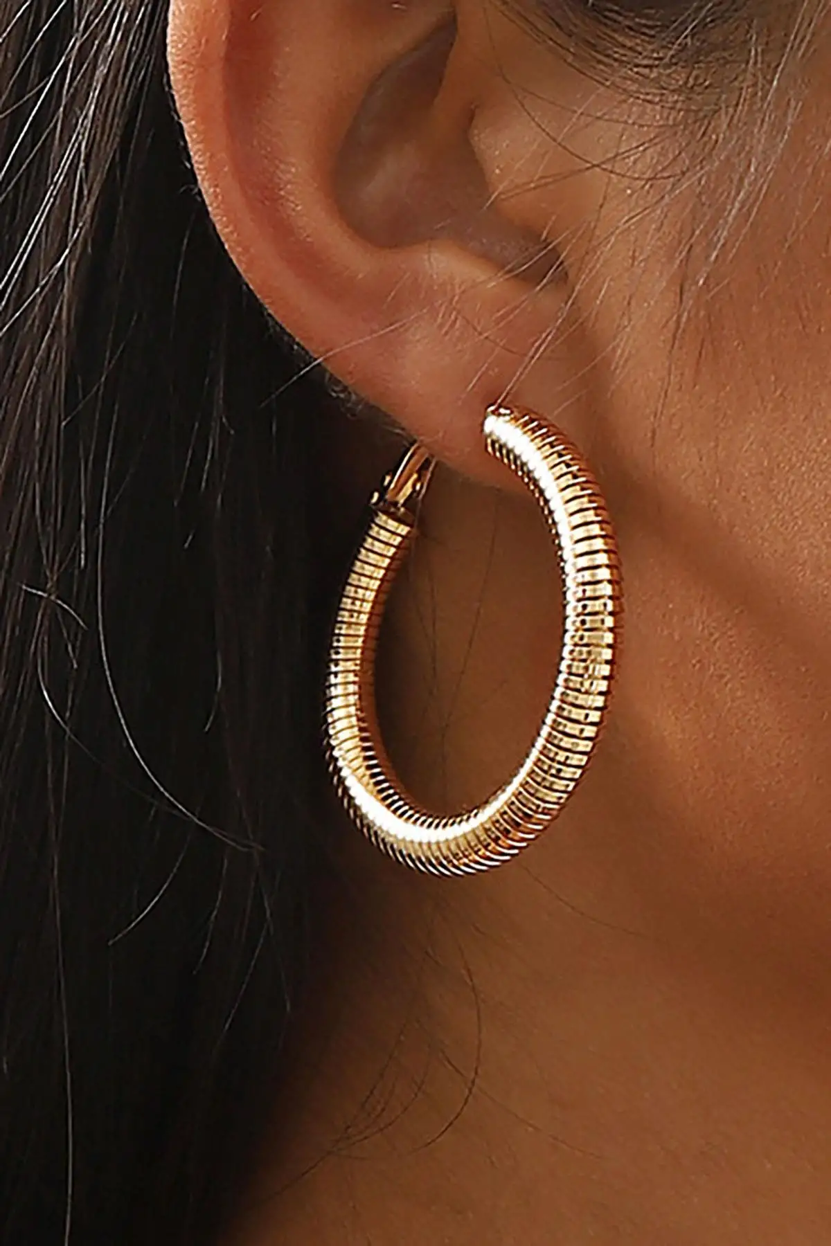 Altın Renk Çelik Halka Küpe (Çift)