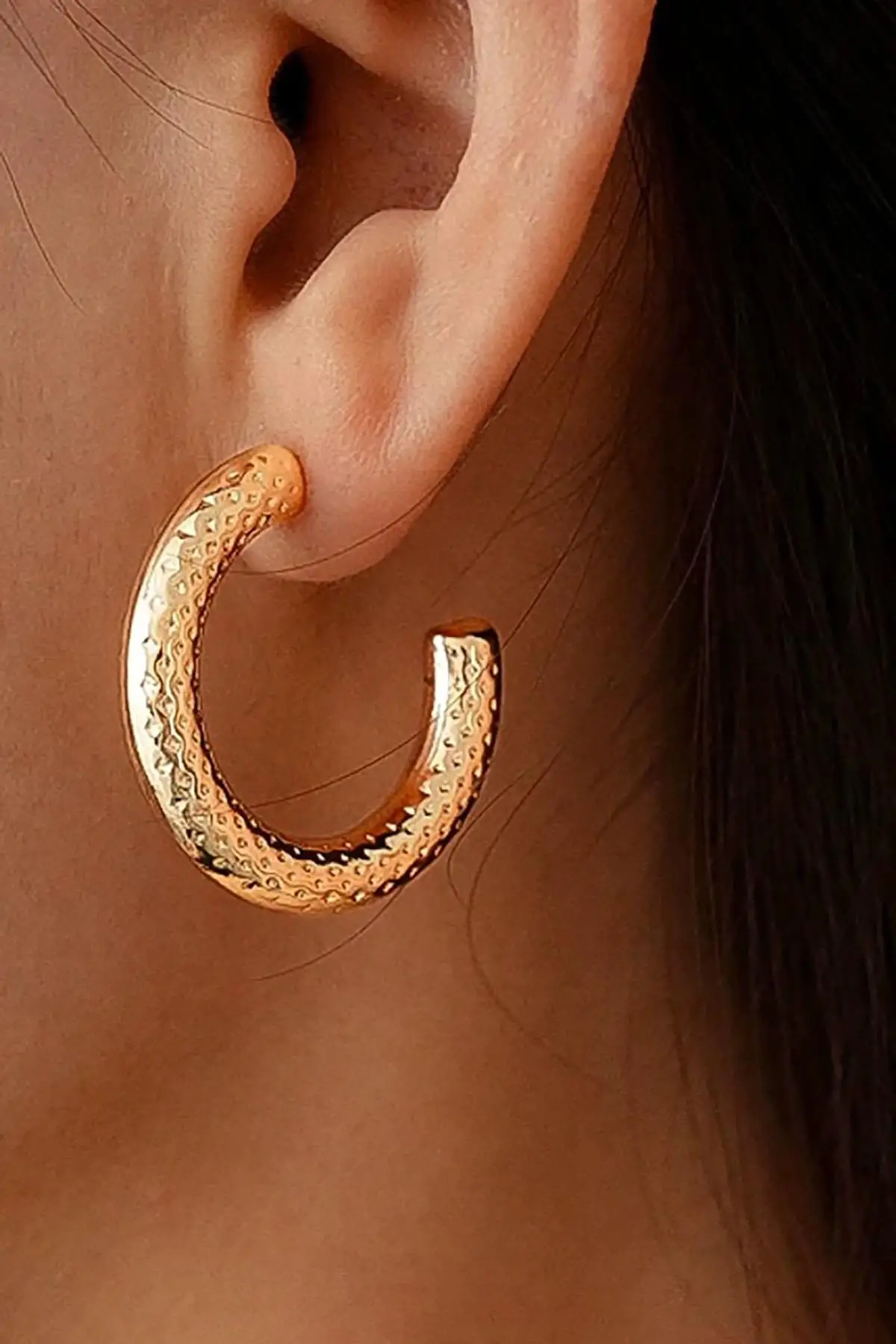 Altın Renk Çelik Halka Küpe (Çift)