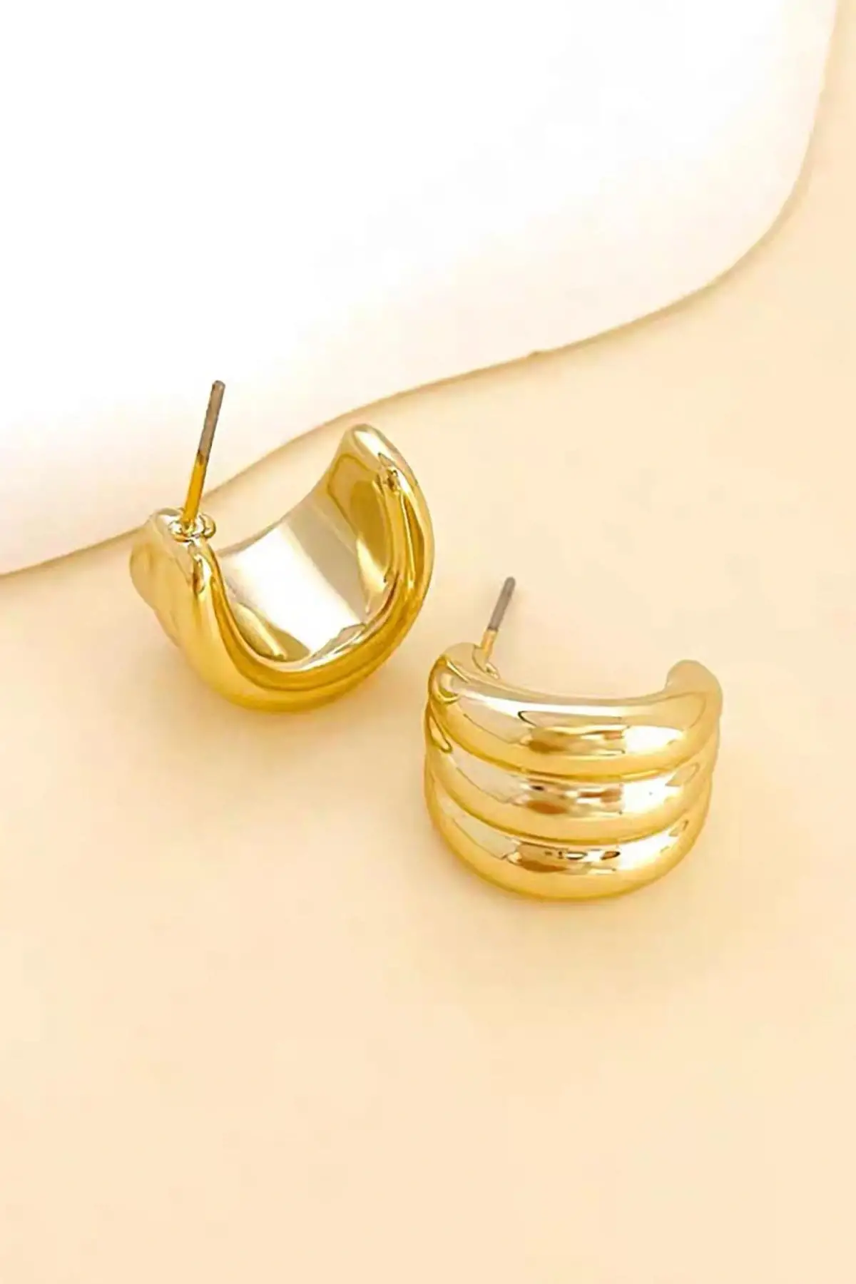 Altın Renk Çelik Küpe (Çift)