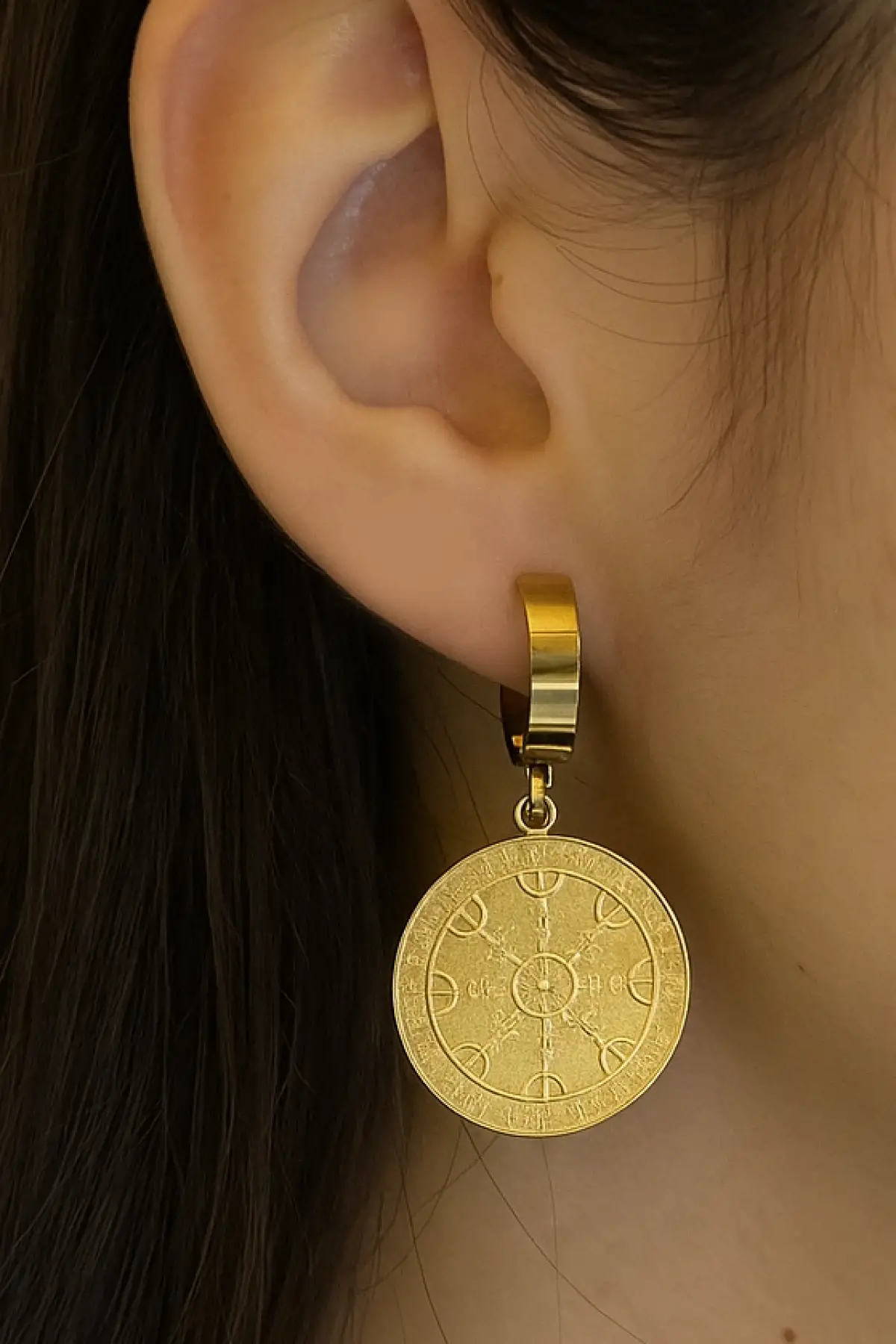 Altın Renk Çelik Küpe (Çift)