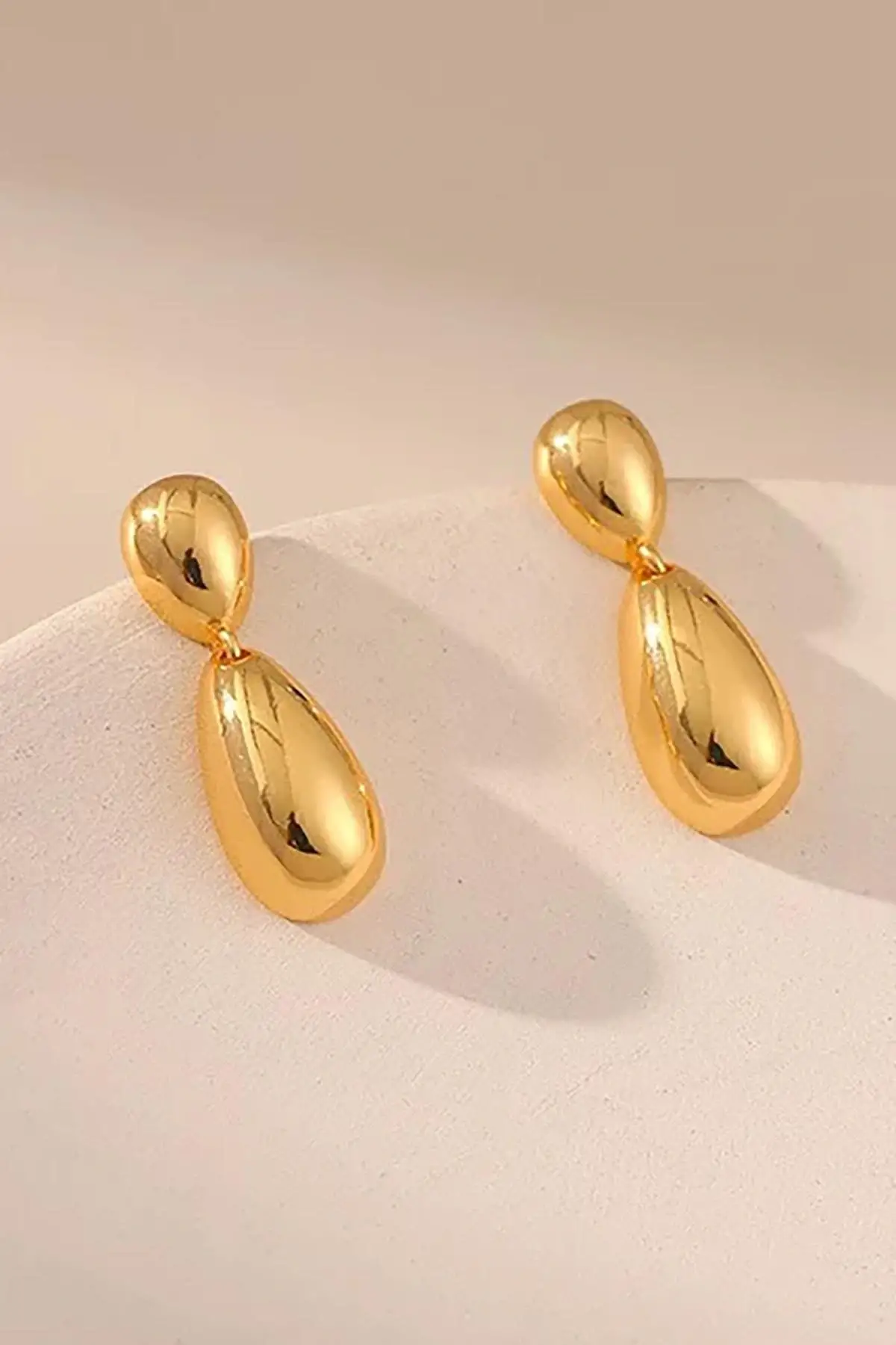 Altın Renk Çelik Küpe (Çift)