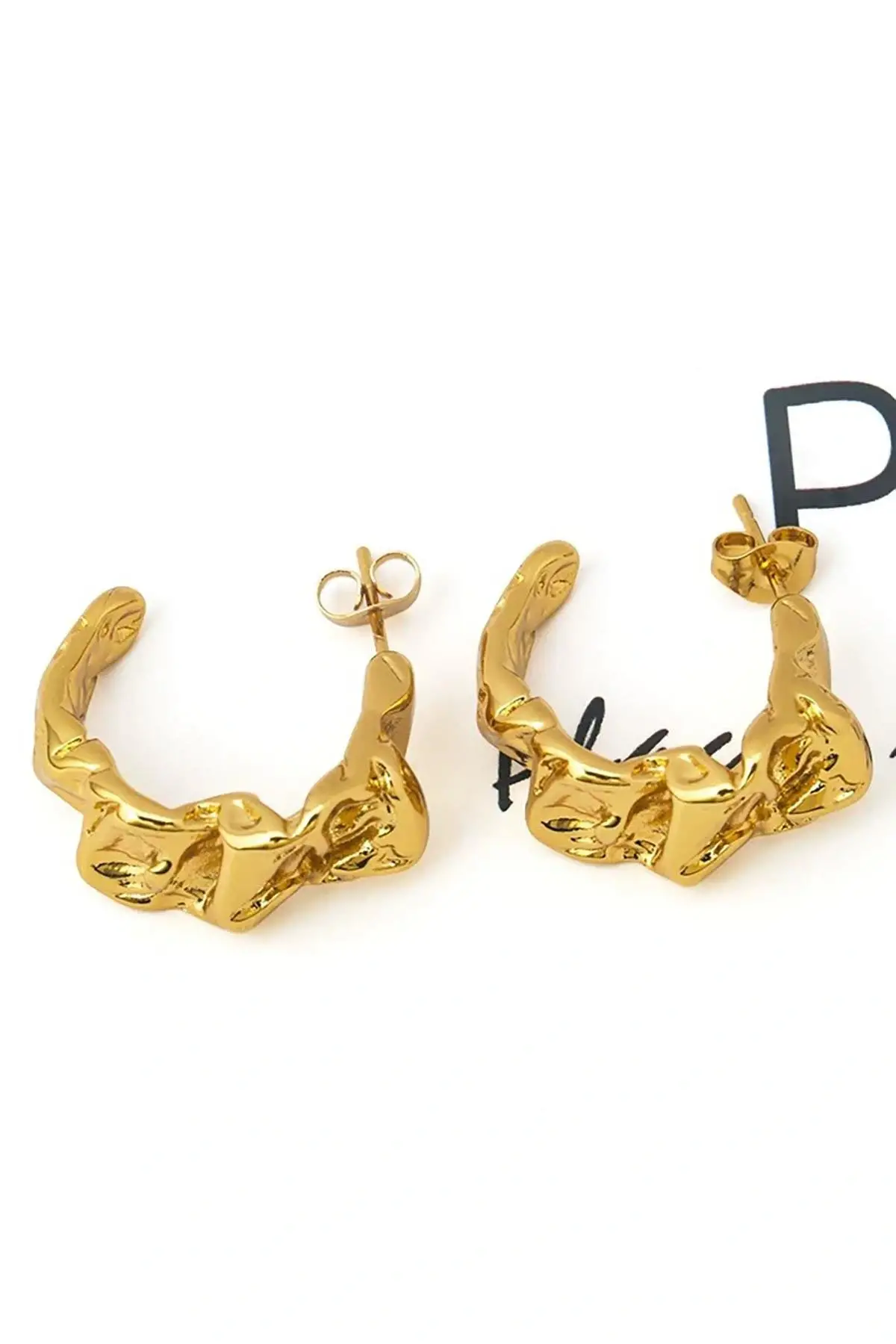 Altın Renk Çelik Küpe (Çift)