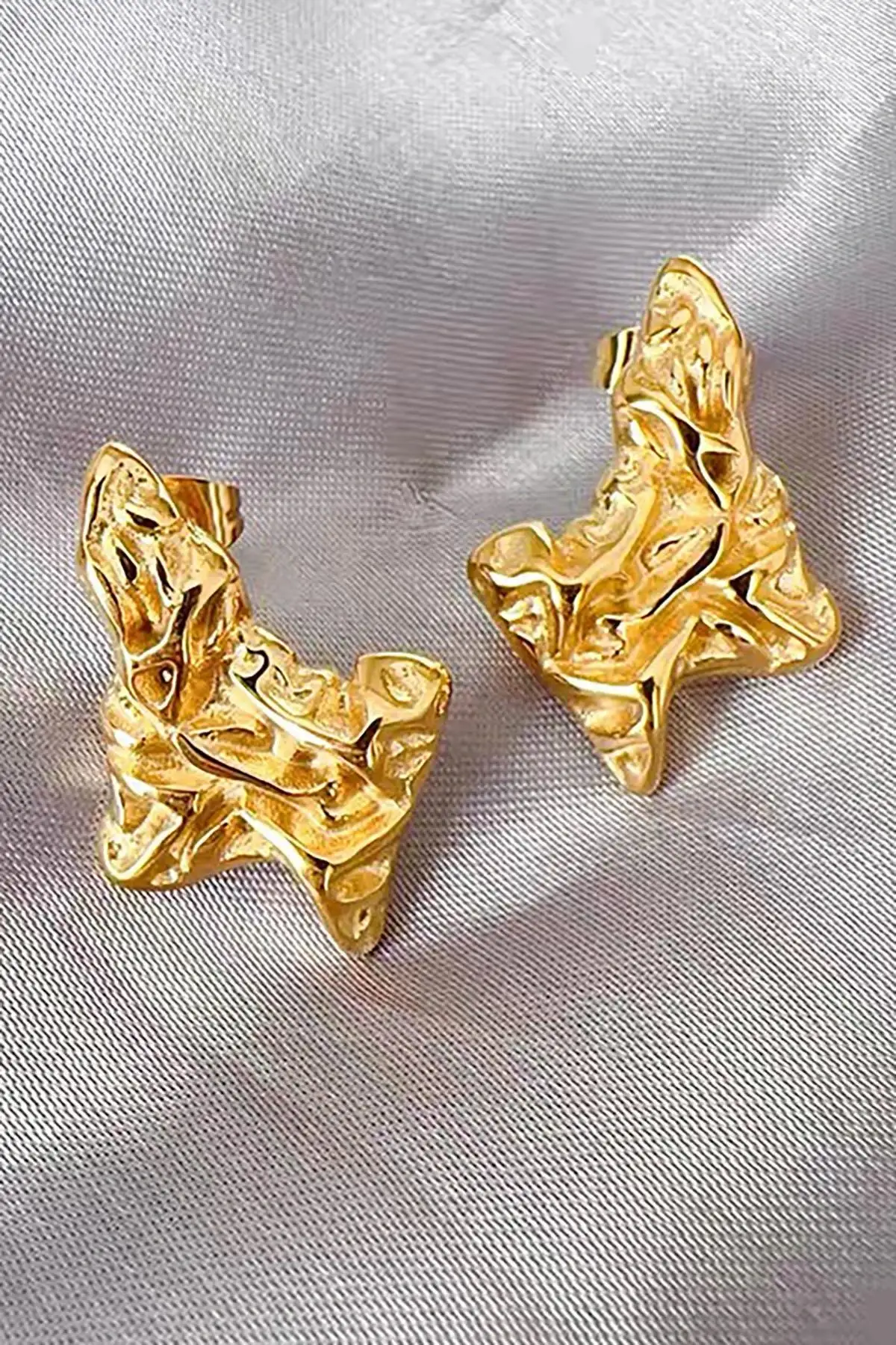 Altın Renk Çelik Küpe (Çift)