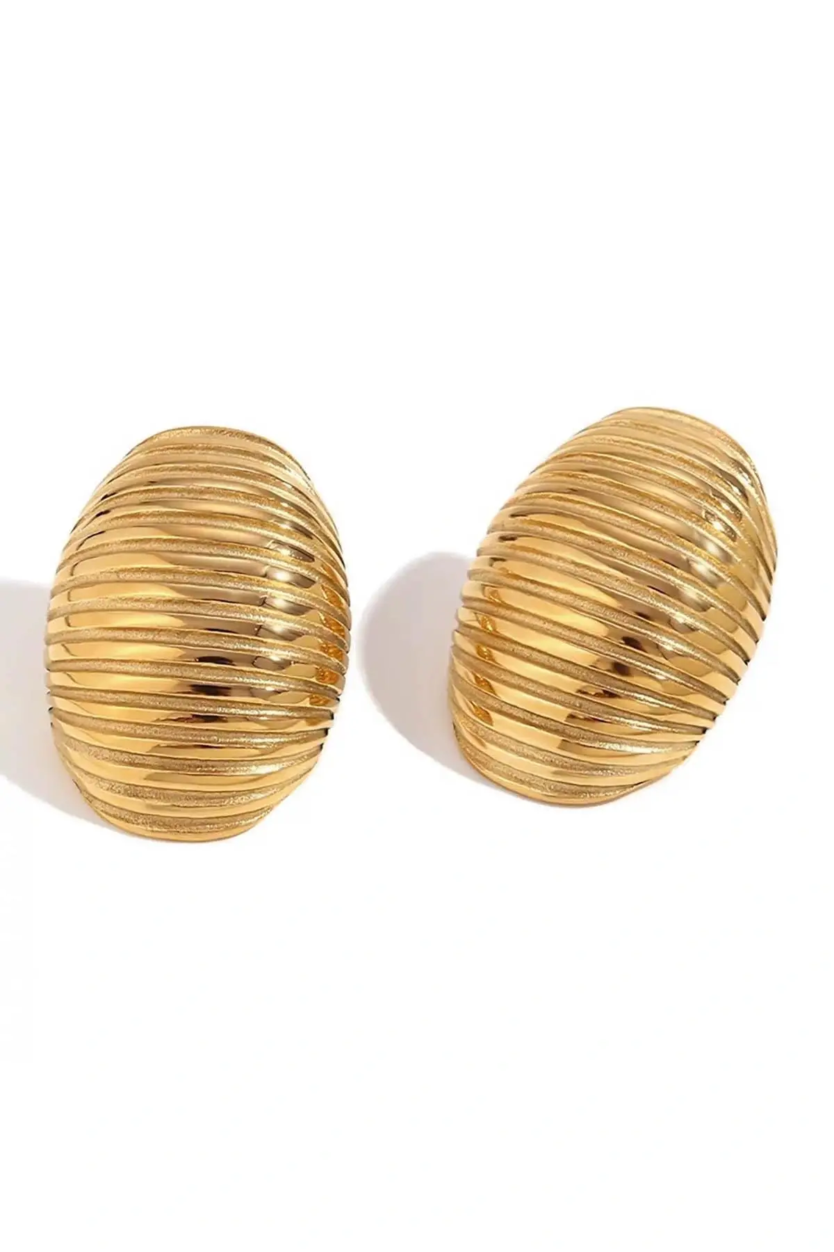 Altın Renk Çelik Küpe (Çift)